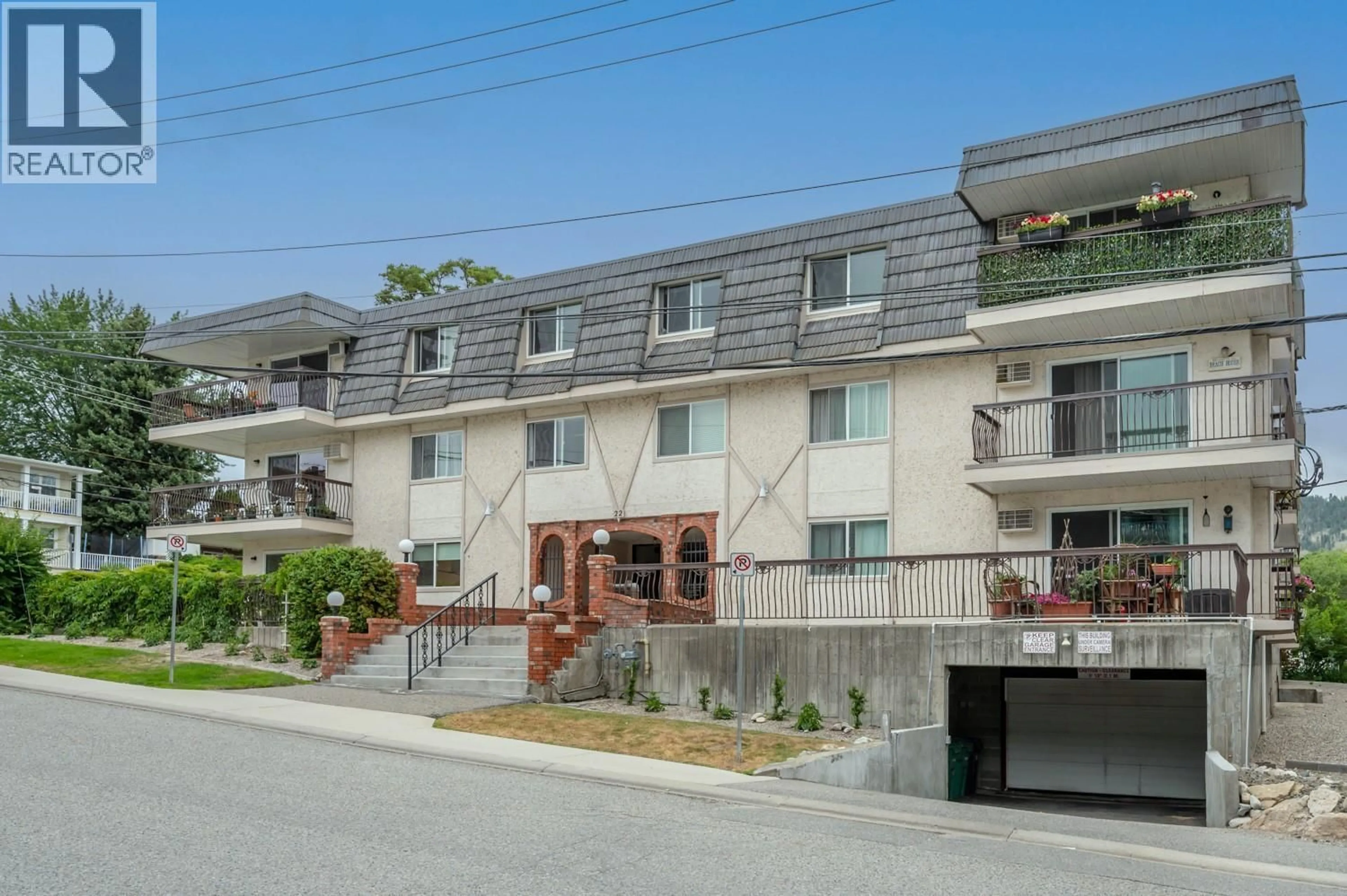 Patio, street for 106 - 22 ABBOTT STREET, Penticton British Columbia V2A4J2