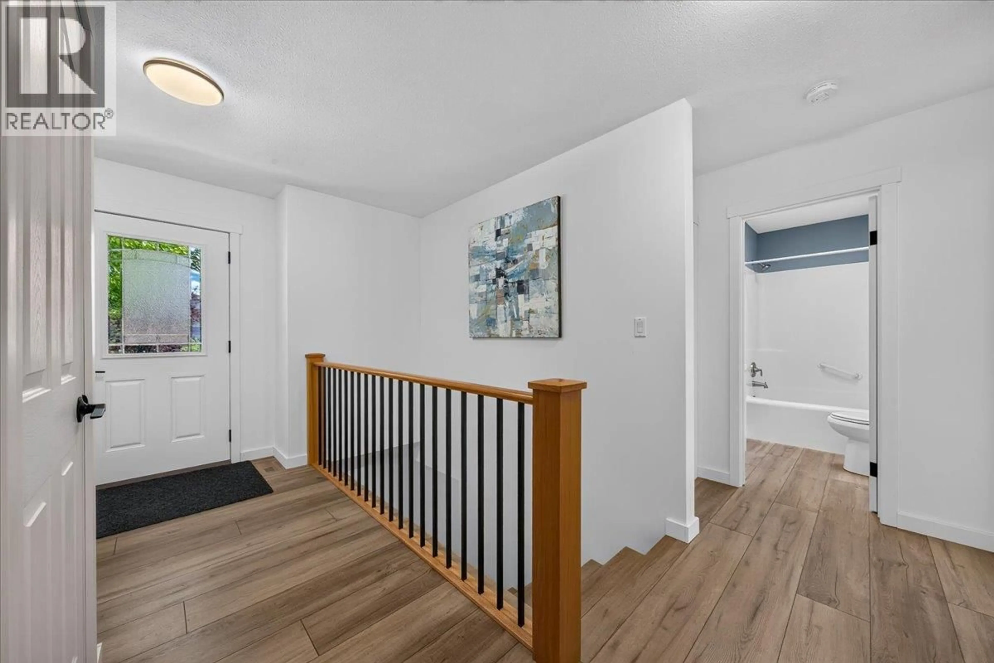 Indoor entryway for 1810 15TH AVENUE, Invermere British Columbia V0A1K4