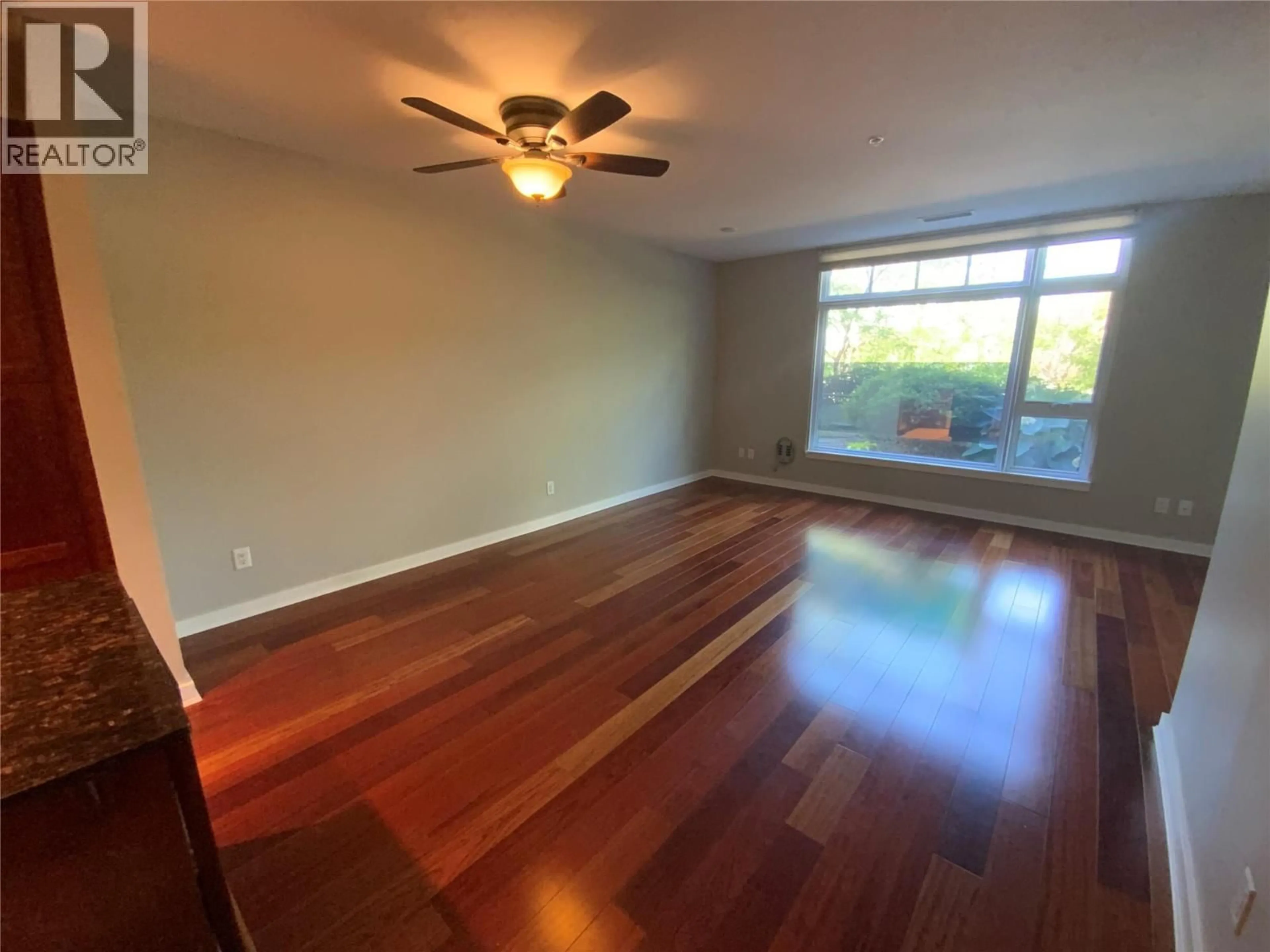A pic of a room for 101 - 3301 SKAHA LAKE ROAD, Penticton British Columbia V2A6G6