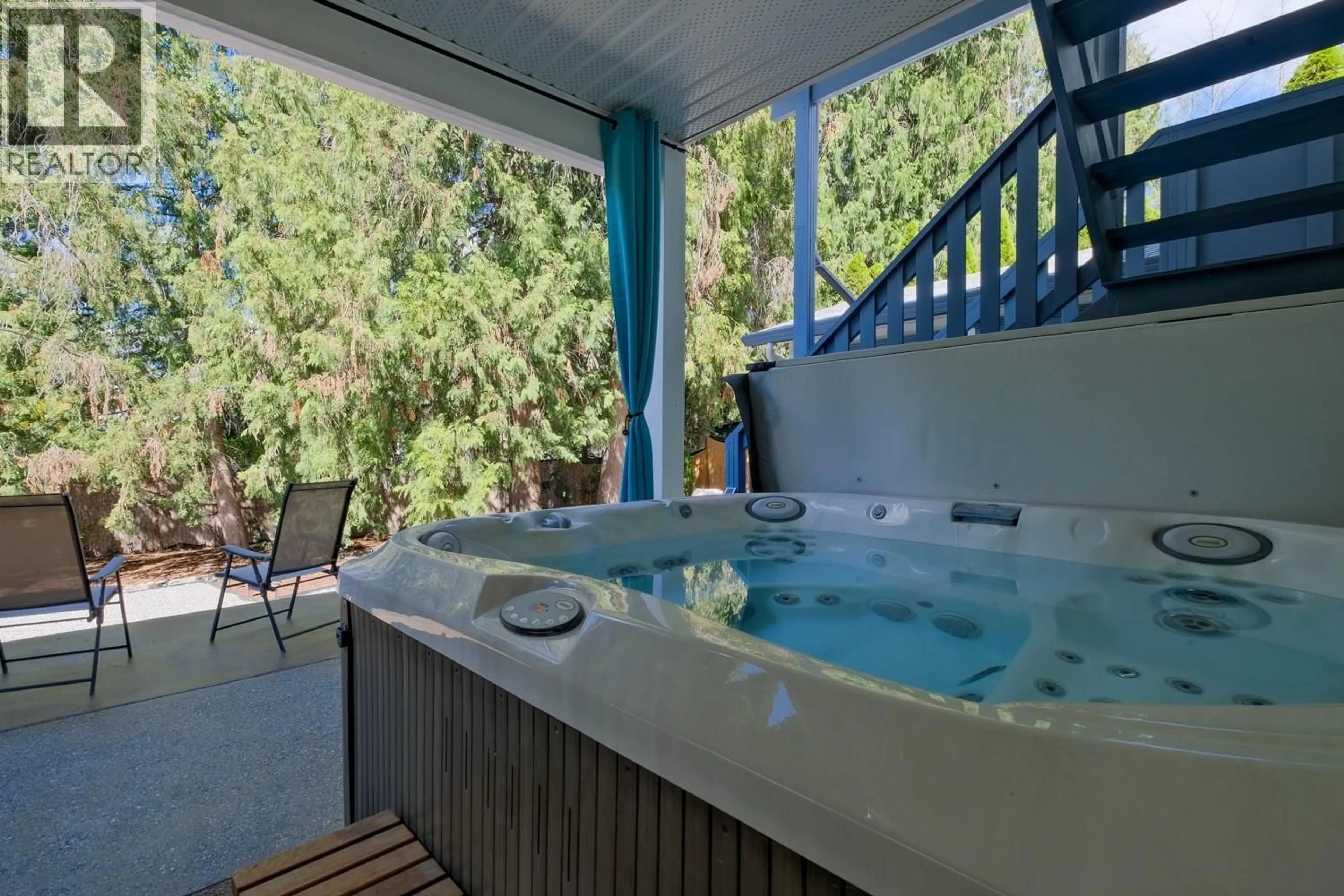 Patio, water/lake/river/ocean view for 842 RAYMER ROAD, Kelowna British Columbia V1W1J8