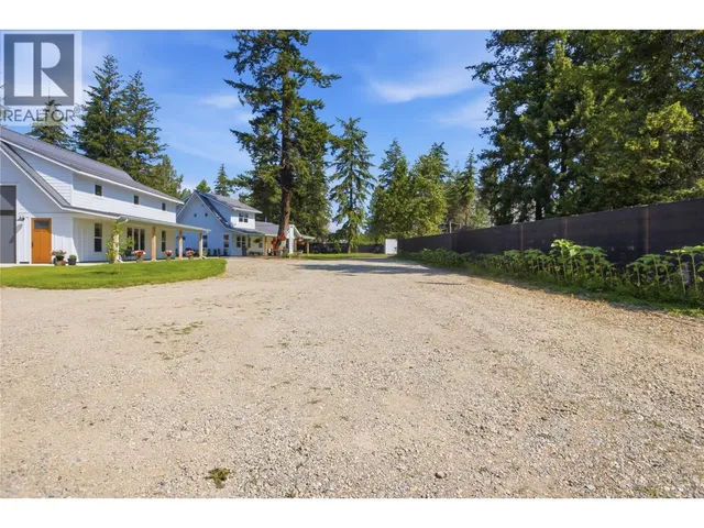 3747 HILLIAM ROAD, Scotch Creek 5