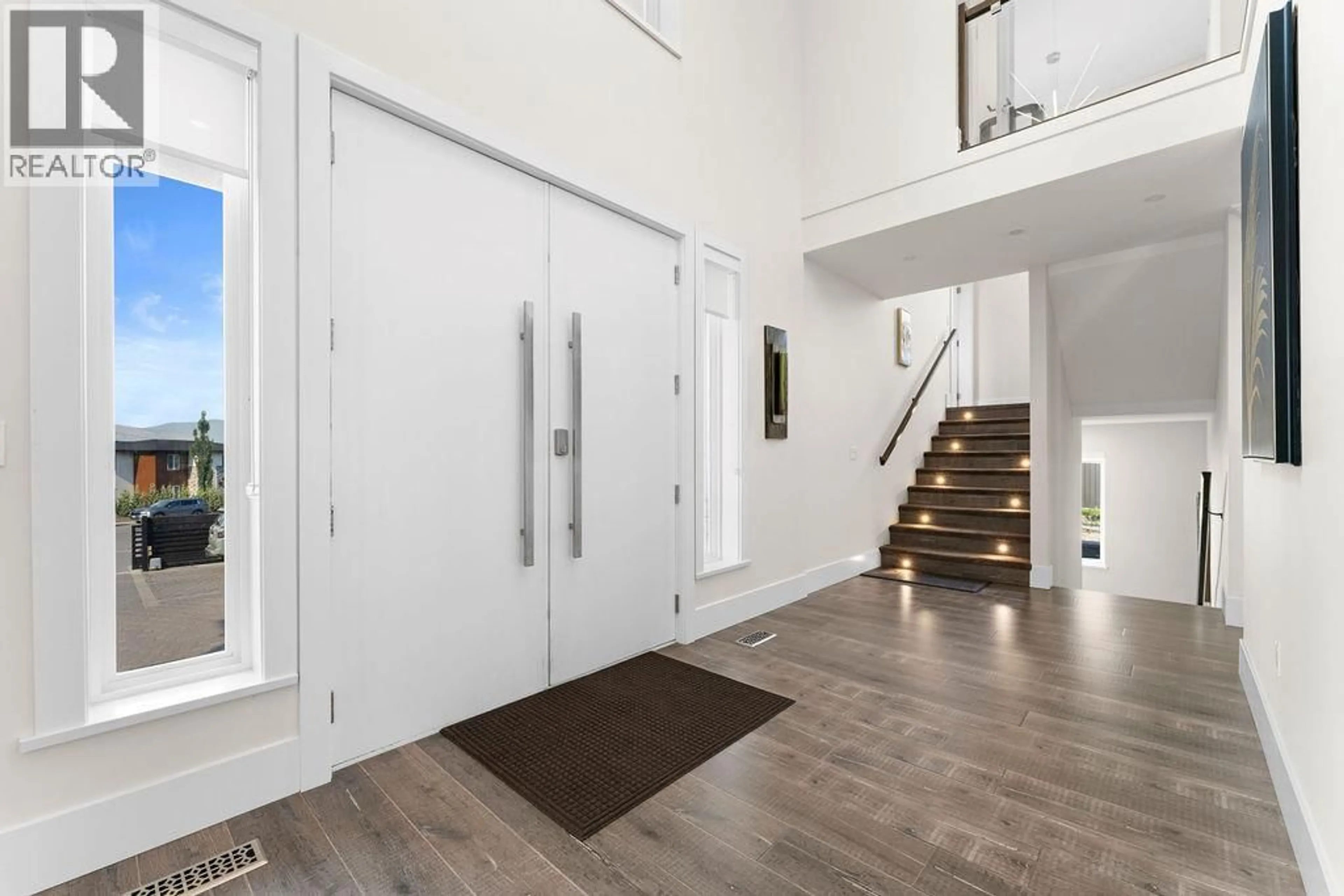Indoor entryway for 1131 FORDEN PLACE, Kamloops British Columbia V2C0J9