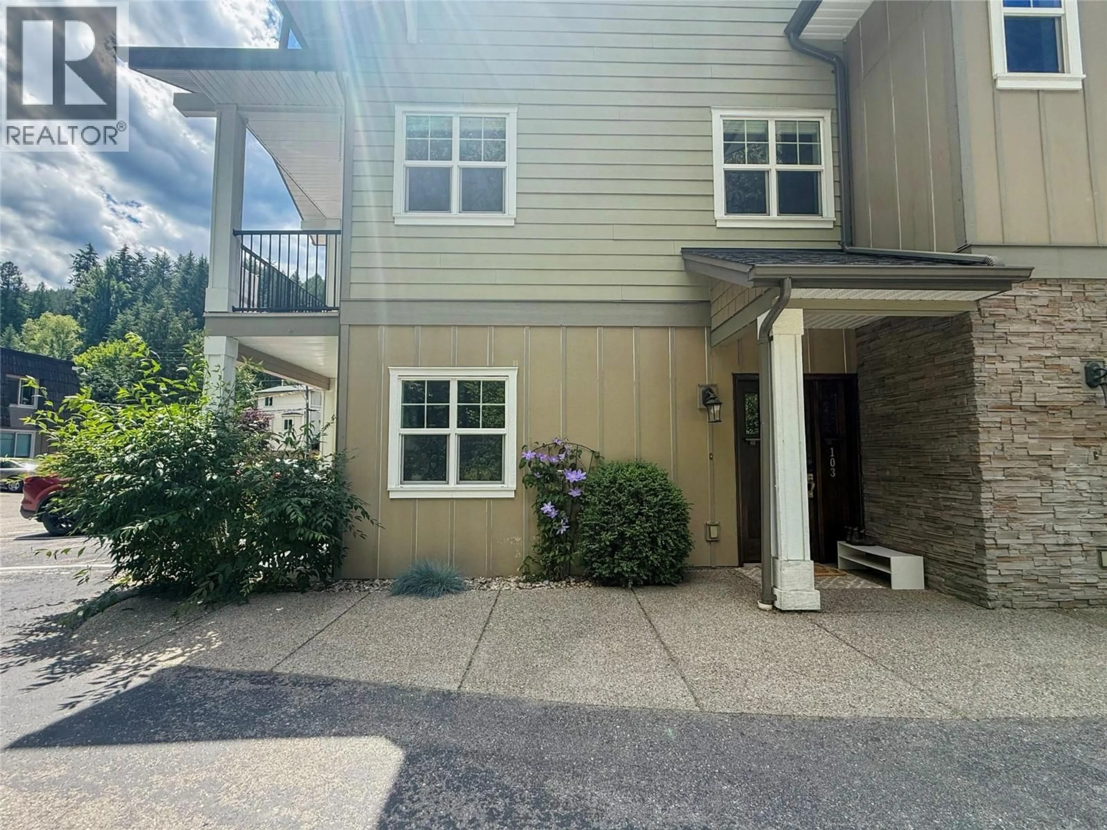 Unknown for 103 - 2011 PERRIER ROAD, Nelson British Columbia V1L6Y8