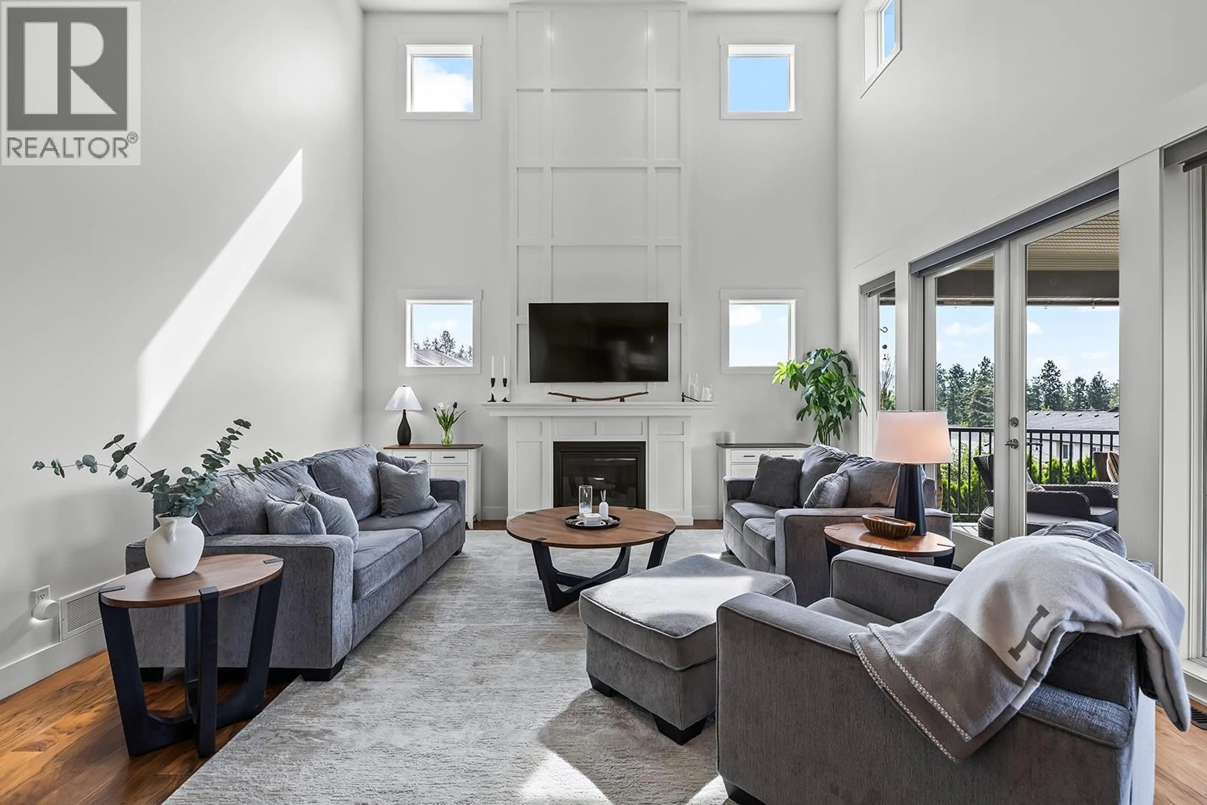 Living room with furniture, unknown for 2401 TALLUS HEIGHTS DRIVE, West Kelowna British Columbia V4T3M2