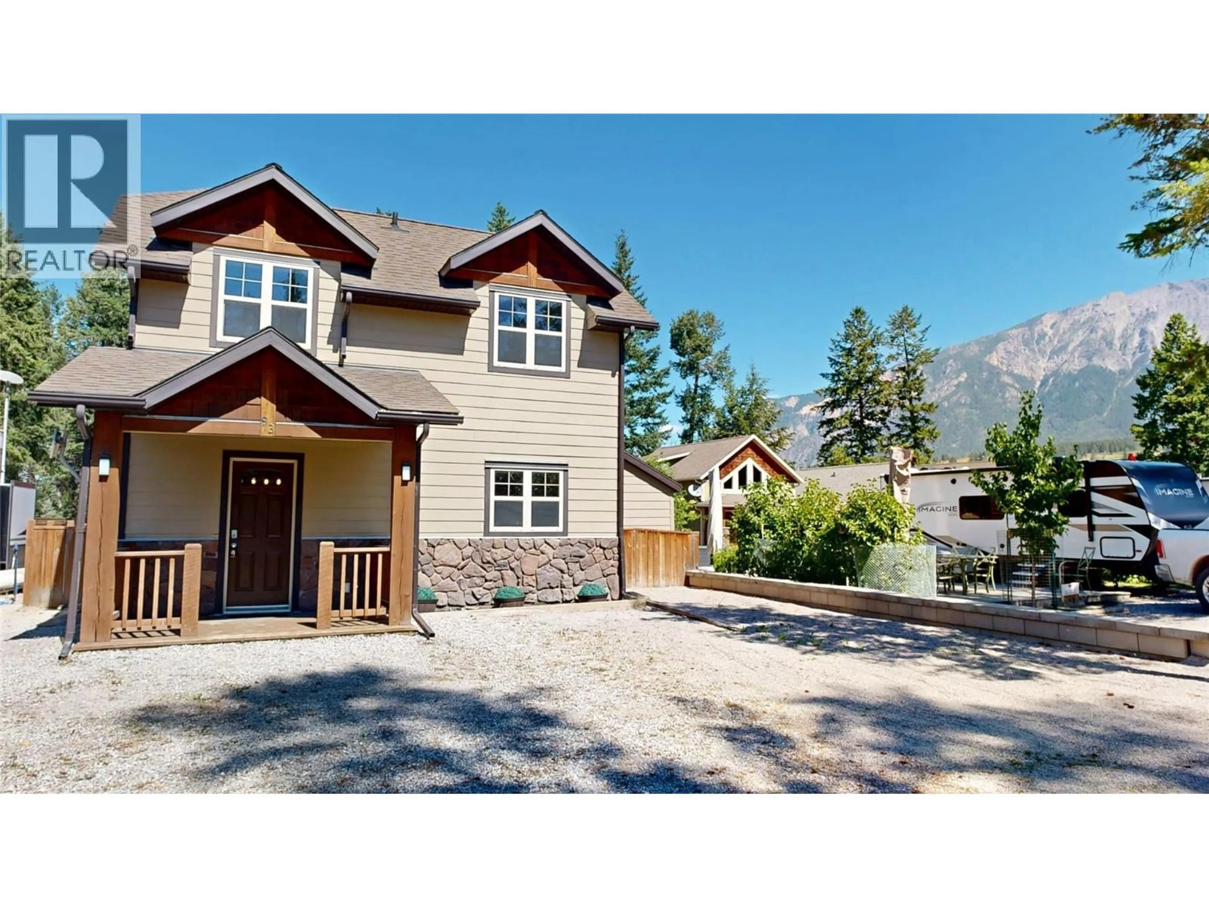 A pic from outside/outdoor area/front of a property/back of a property/a pic from drone, mountain view for 93 - 4868 RIVERVIEW DRIVE, Edgewater British Columbia V0A1E0
