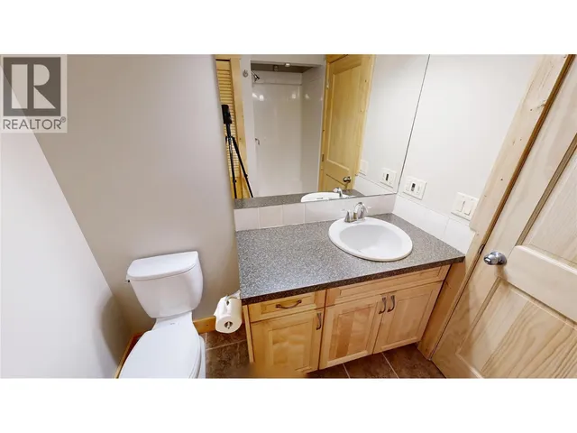 93 - 4868 RIVERVIEW DRIVE, Edgewater 2