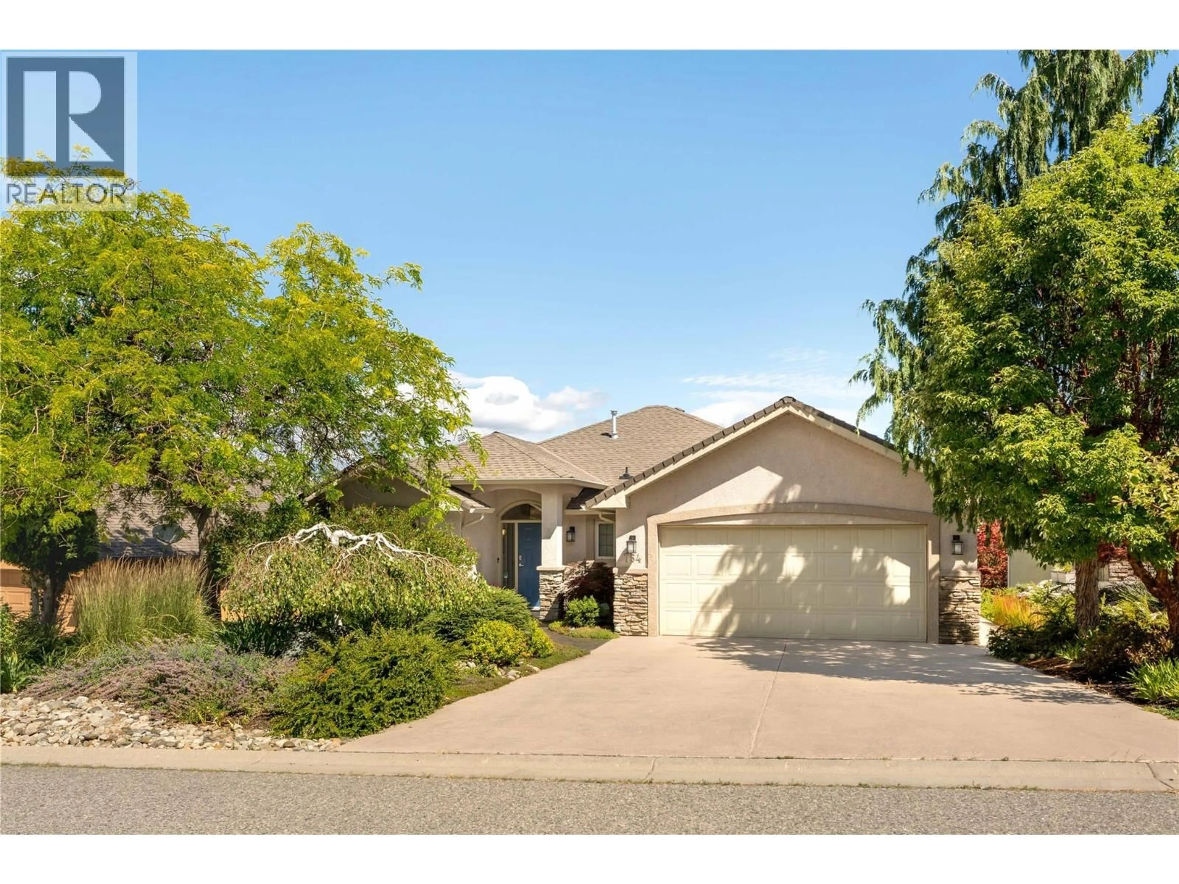 Unknown for 754 SOUTH CREST DRIVE, Kelowna British Columbia V1W4W7