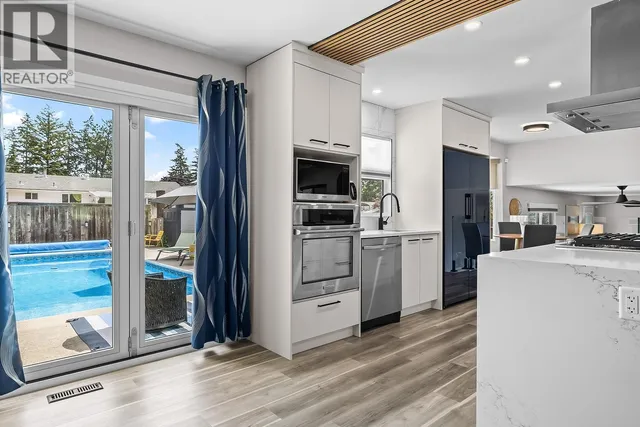 3239 MCIVER ROAD, West Kelowna 4