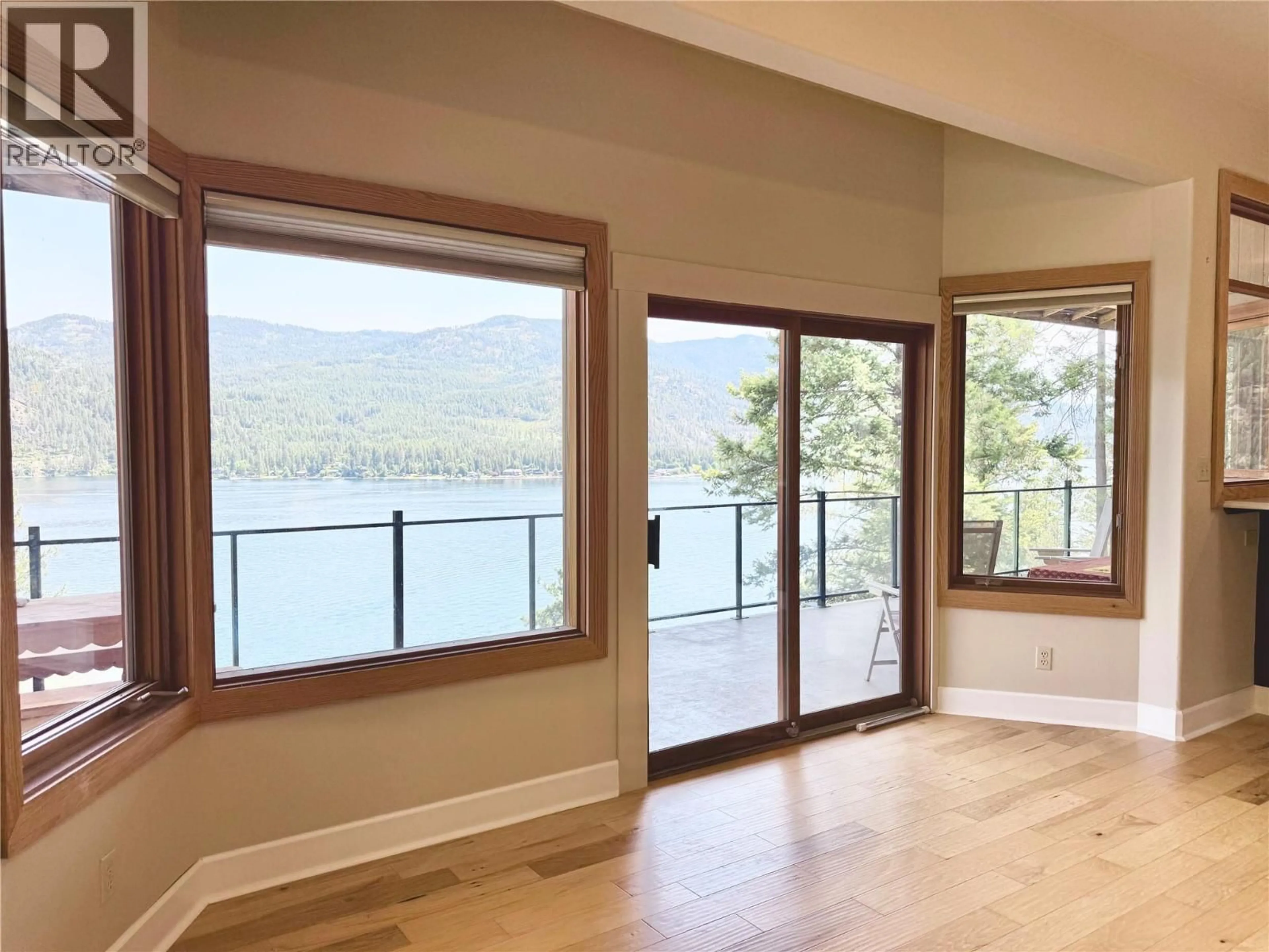Unknown for 2186 WEST LAKE DRIVE, Christina Lake British Columbia V0H1E2