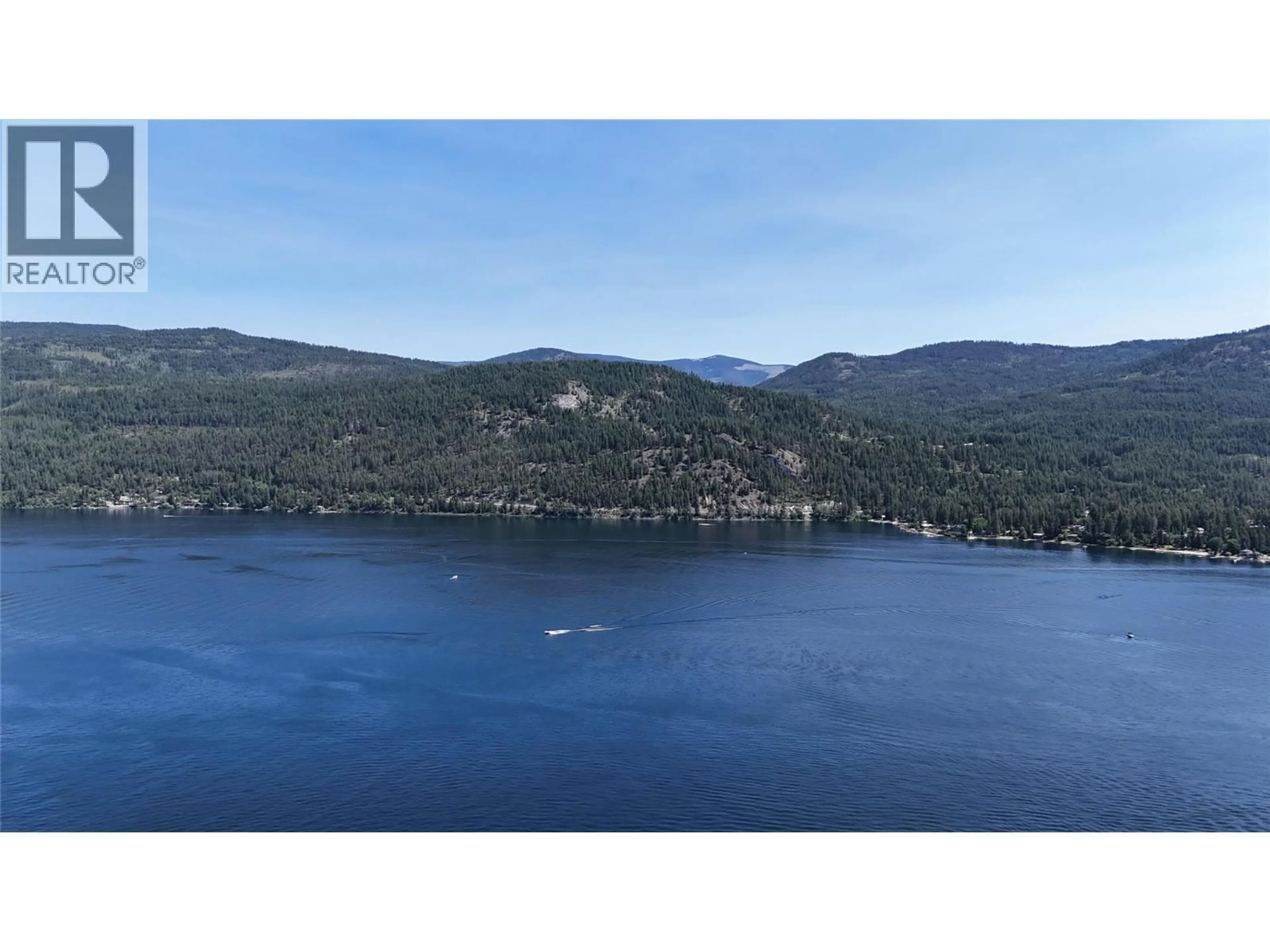 Blurry image for 2186 WEST LAKE DRIVE, Christina Lake British Columbia V0H1E2