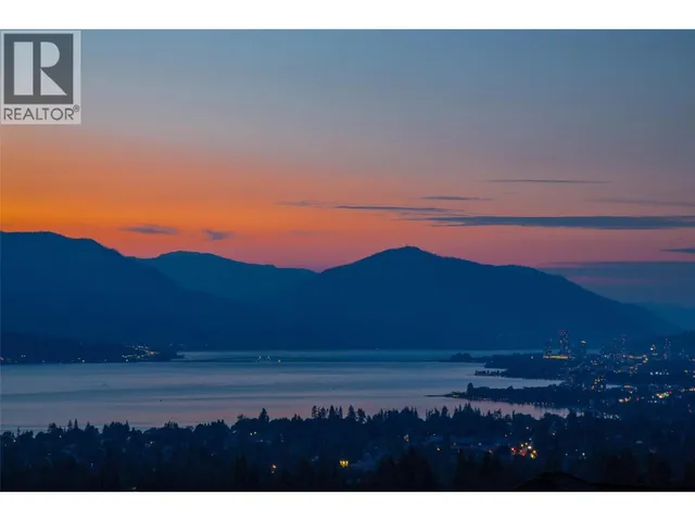 670 DEVONIAN AVENUE, Kelowna 5