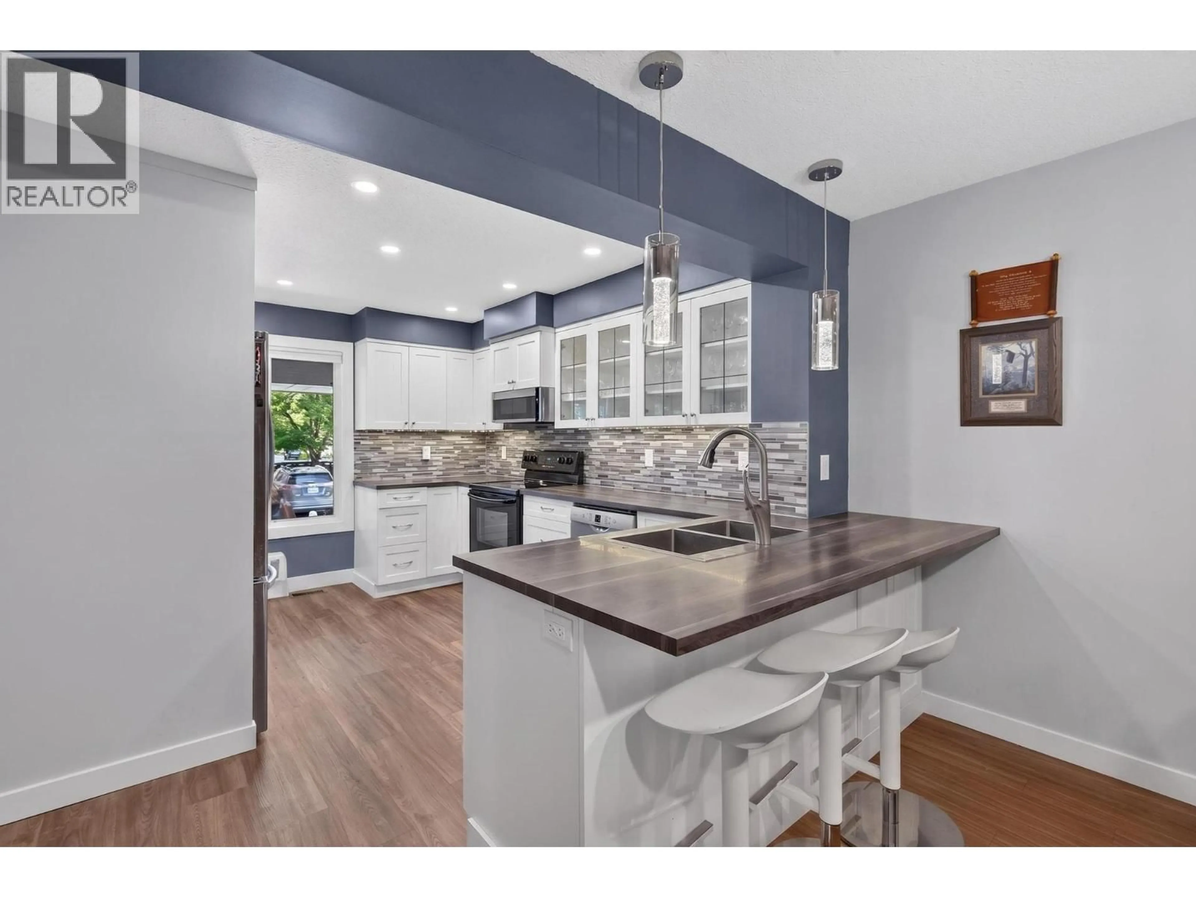 Open concept kitchen, unknown for 9 - 3000 RICHTER STREET, Kelowna British Columbia V1Y8M5