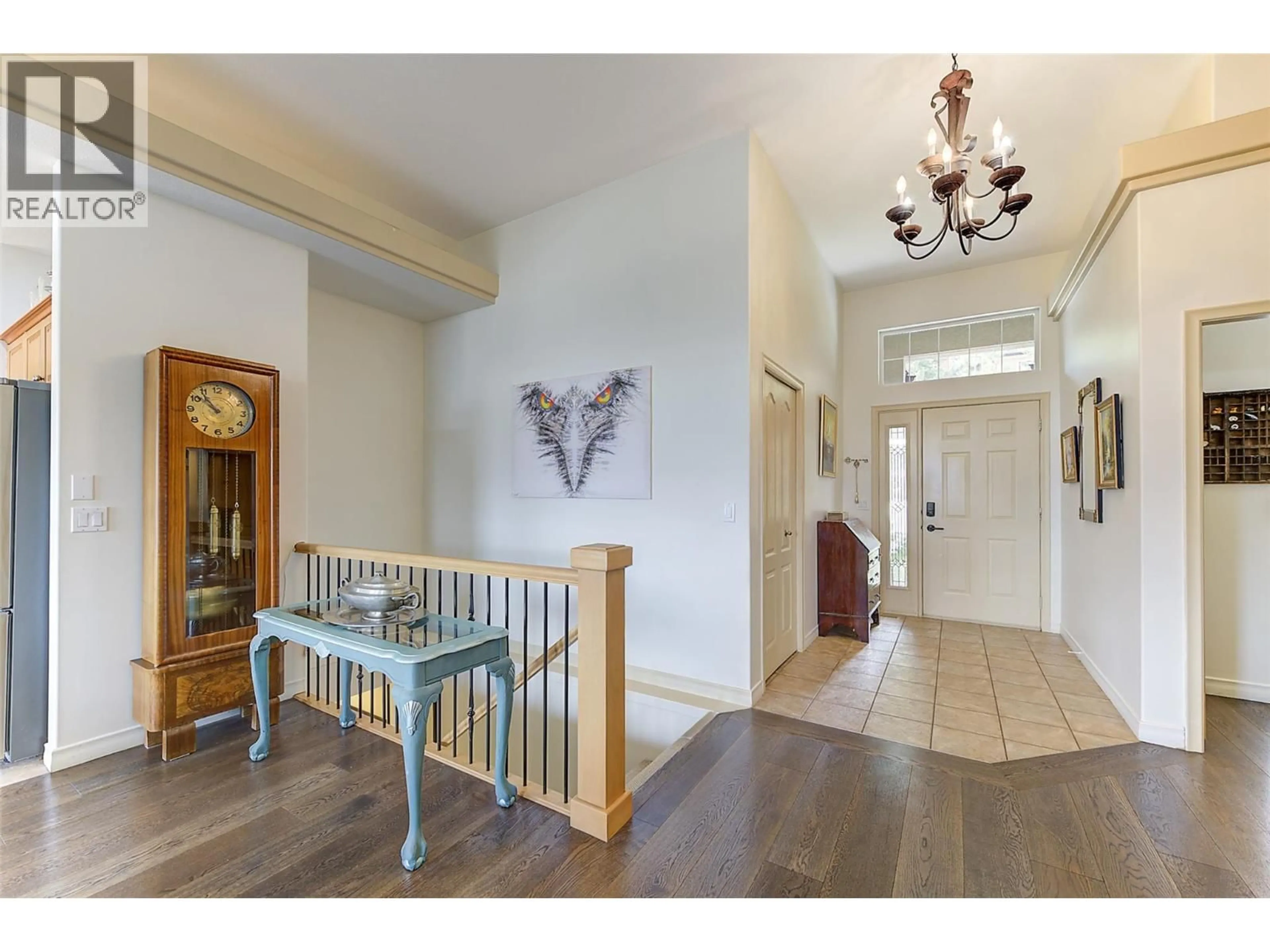 Indoor entryway for 133 - 1950 CAPISTRANO DRIVE, Kelowna British Columbia V1V2N7
