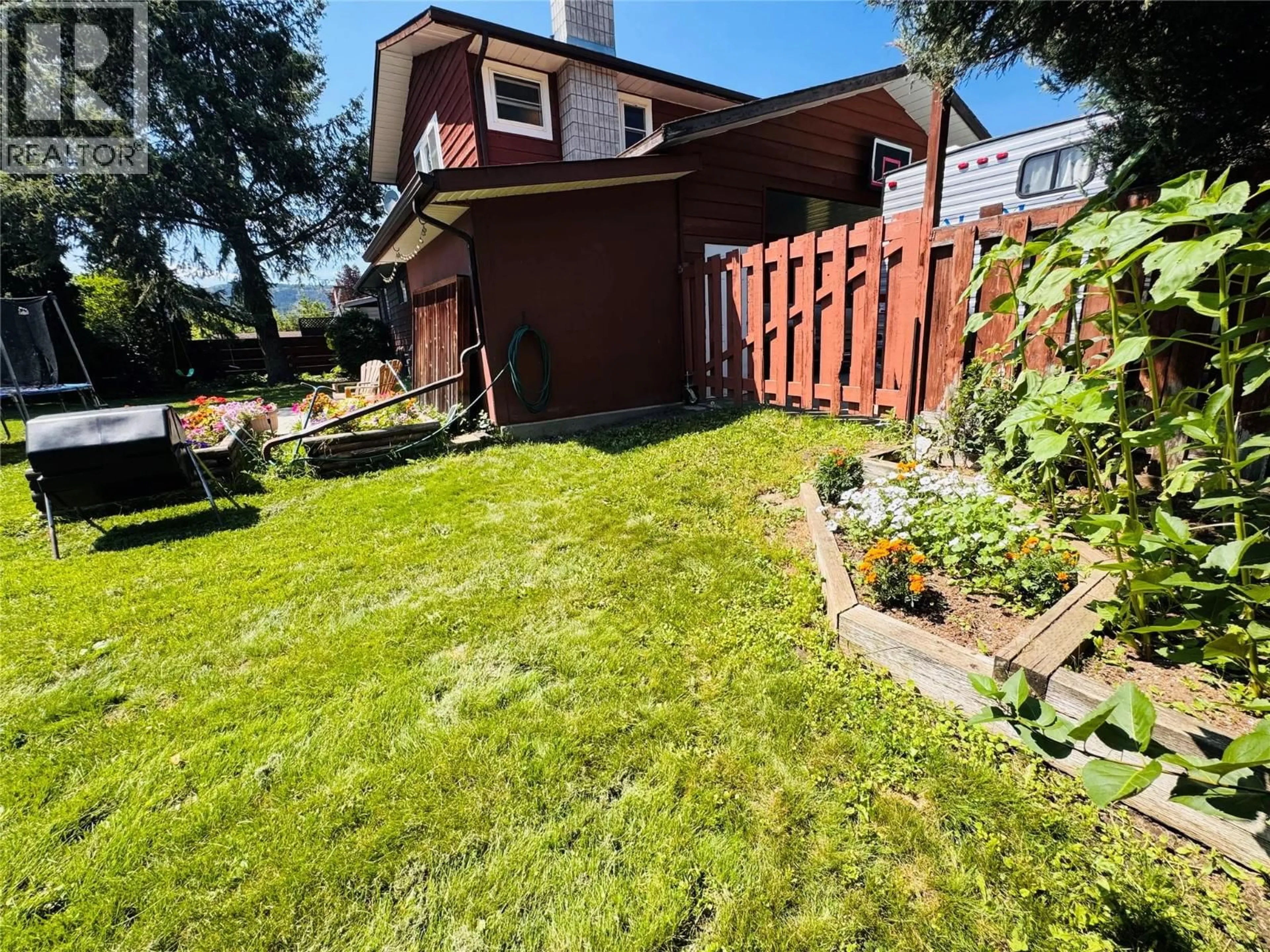 Unknown for 1524 77TH AVENUE, Grand Forks British Columbia V0H1H0