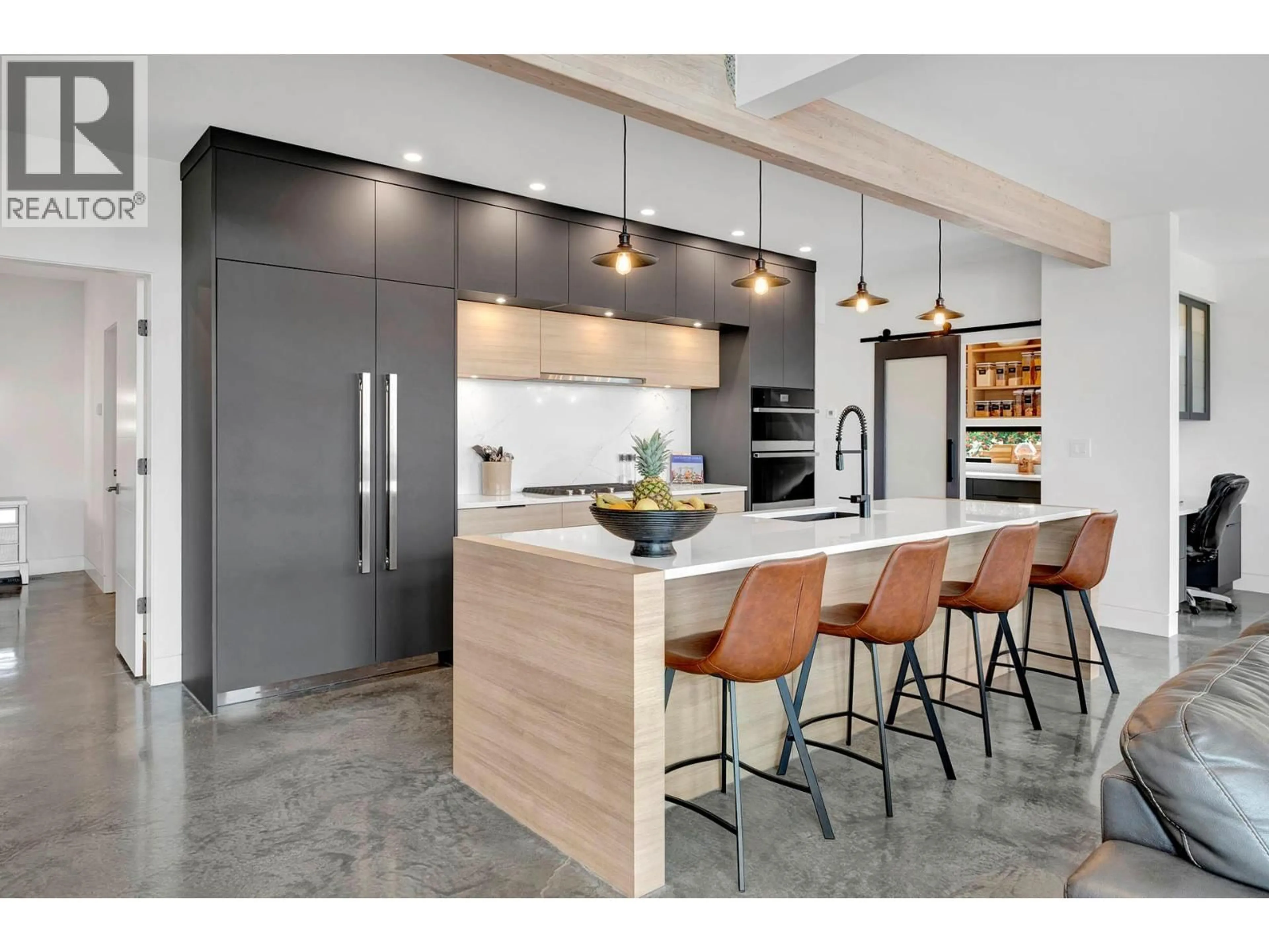 Contemporary kitchen, unknown for 887 FERNIE ROAD, Kamloops British Columbia V2C1B4