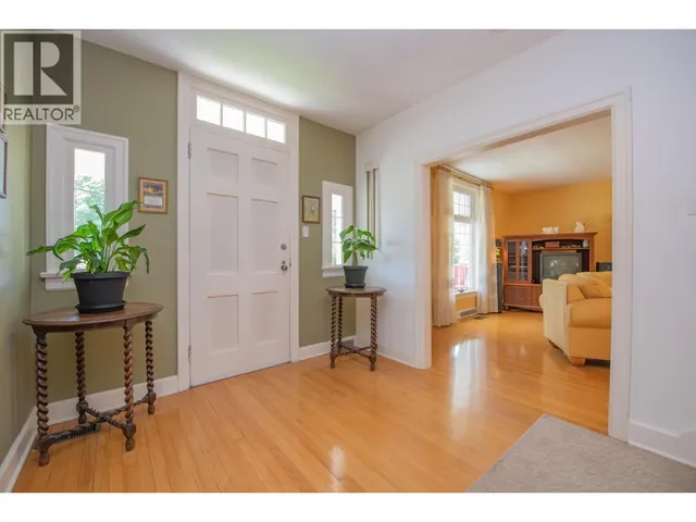 1851 MILLER STREET, Lumby 5