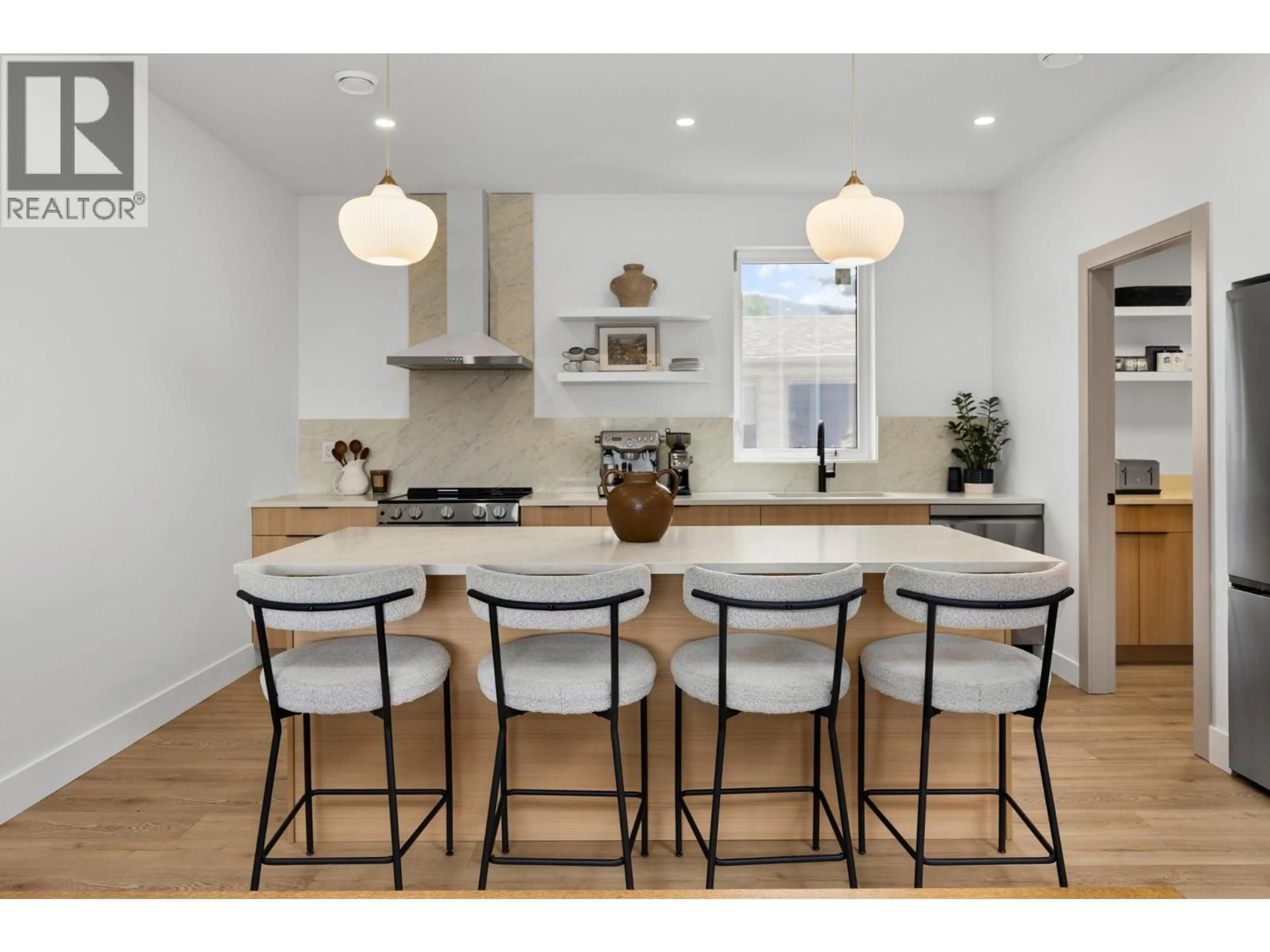 Open concept kitchen, unknown for 3 - 1506 39A AVENUE, Vernon British Columbia V1Y7N2