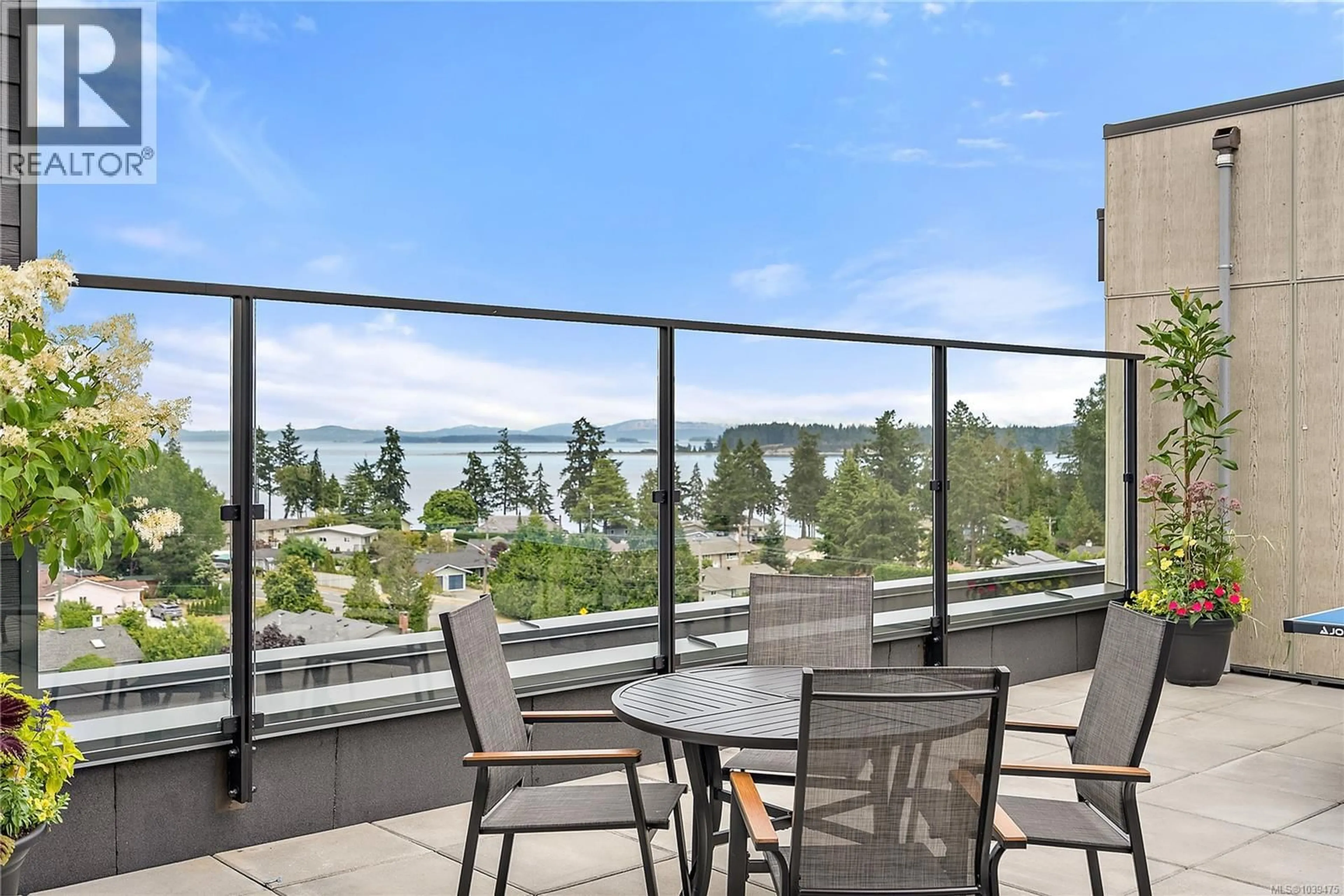 Patio, water/lake/river/ocean view for 201 - 2520 HACKETT CRESCENT, Central Saanich British Columbia V8M0C5