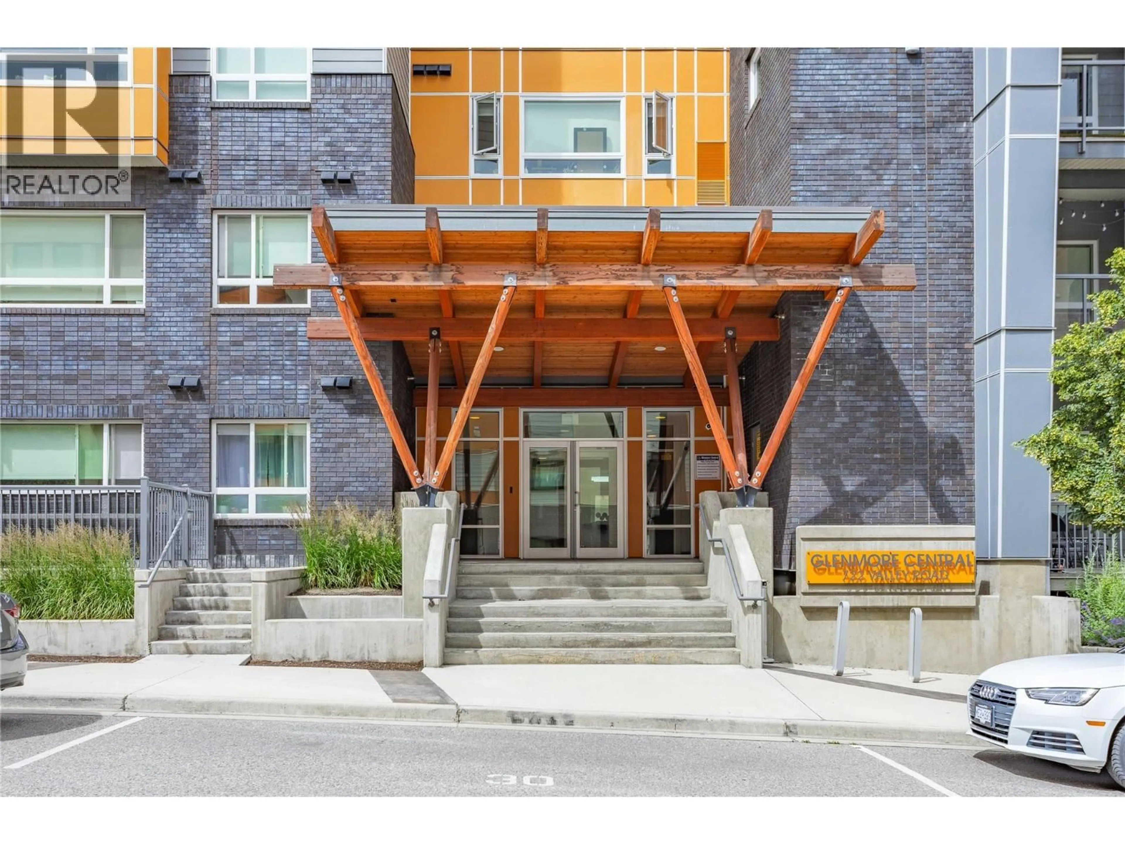 Unknown for 200 - 722 VALLEY ROAD, Kelowna British Columbia V1V2E6