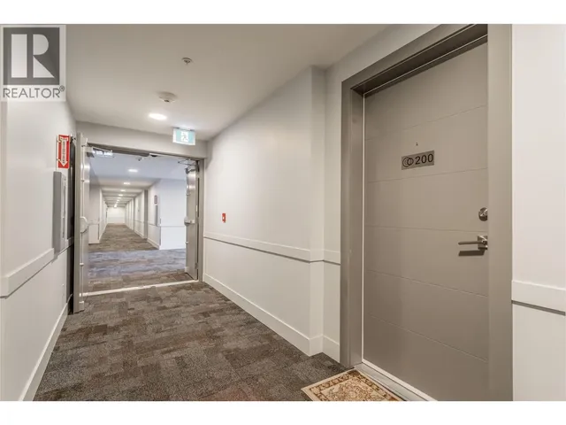 200 - 722 VALLEY ROAD, Kelowna 2