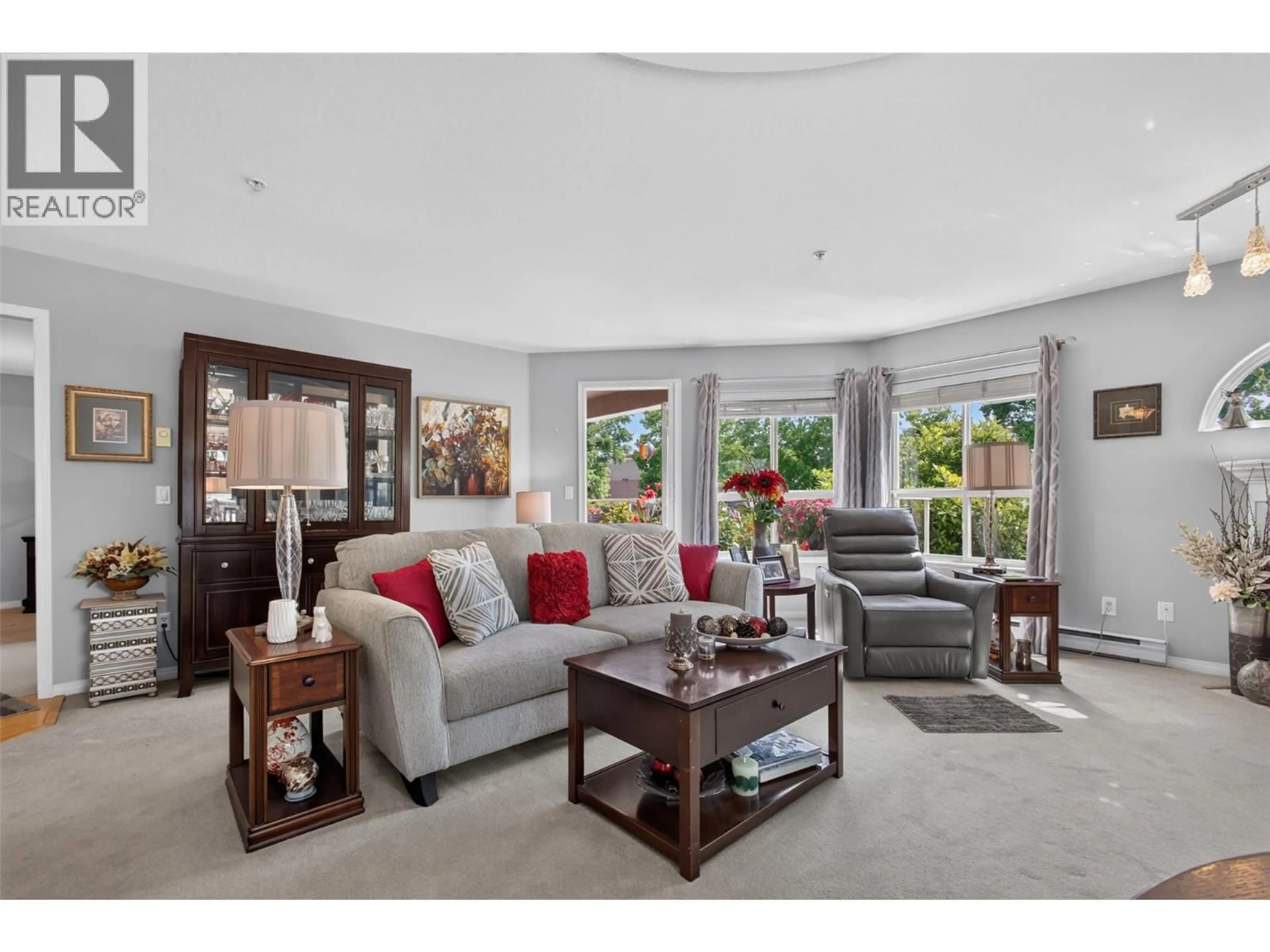 Living room with furniture, unknown for 108 - 2130 VASILE ROAD, Kelowna British Columbia V1Y6H5