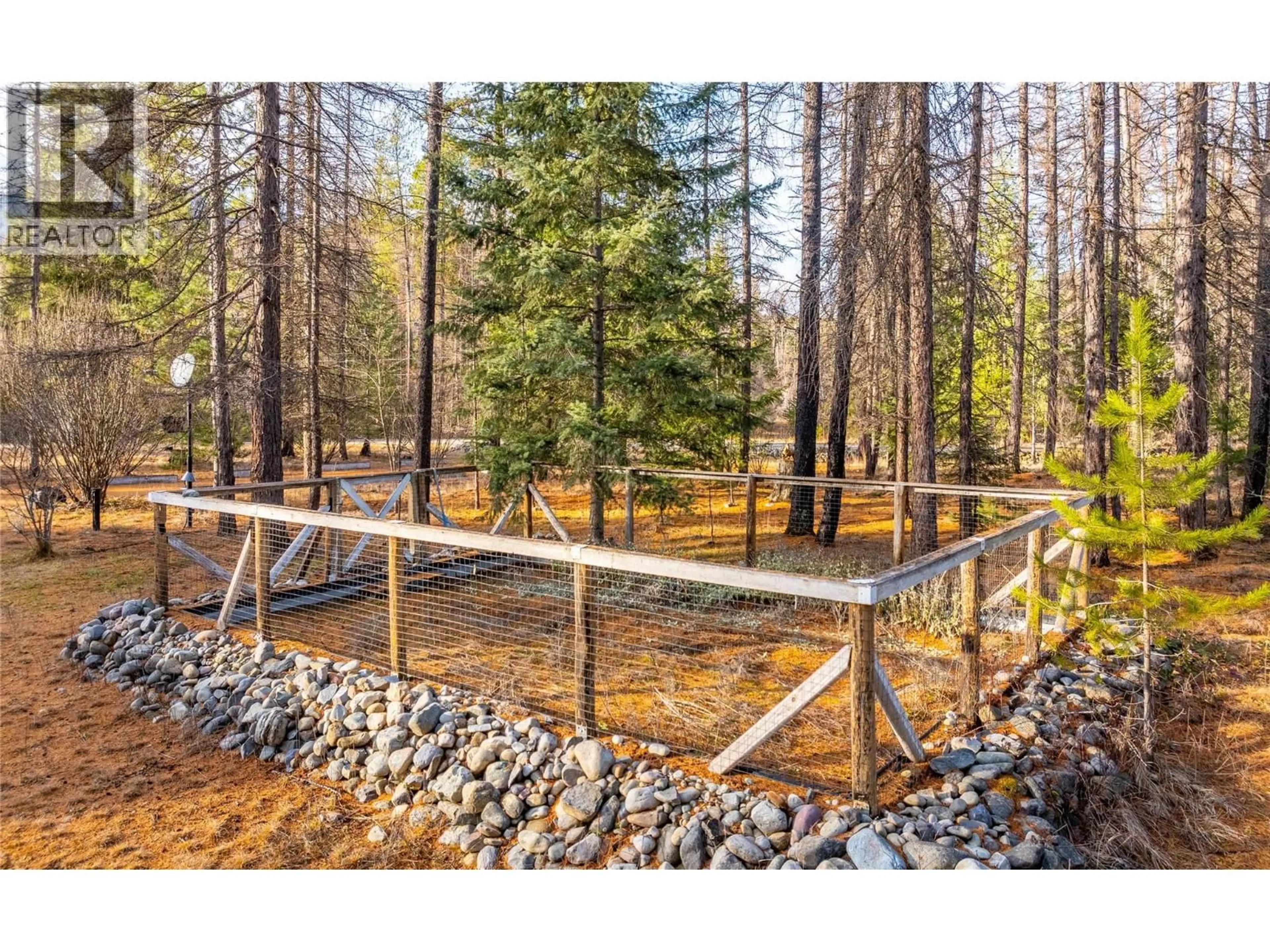 Unknown for 7349 MAJESTIC ROAD, Kingsgate British Columbia V0B1V1