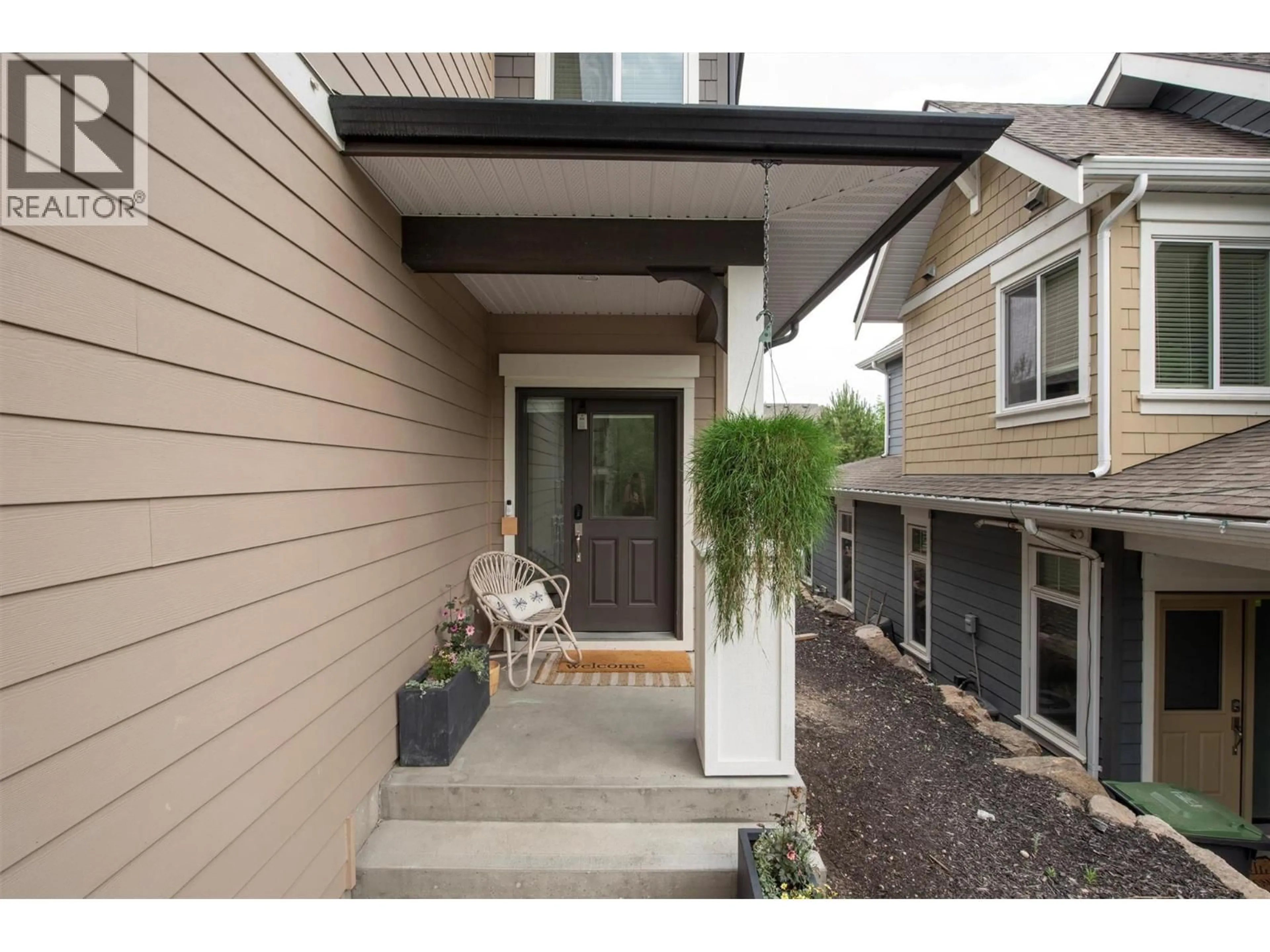 Indoor entryway for 11 - 12850 STILLWATER COURT, Lake Country British Columbia V4V2S9