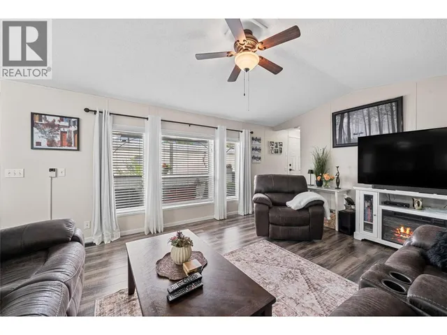 61 - 4965 PINE ACRES ROAD, Chase 5