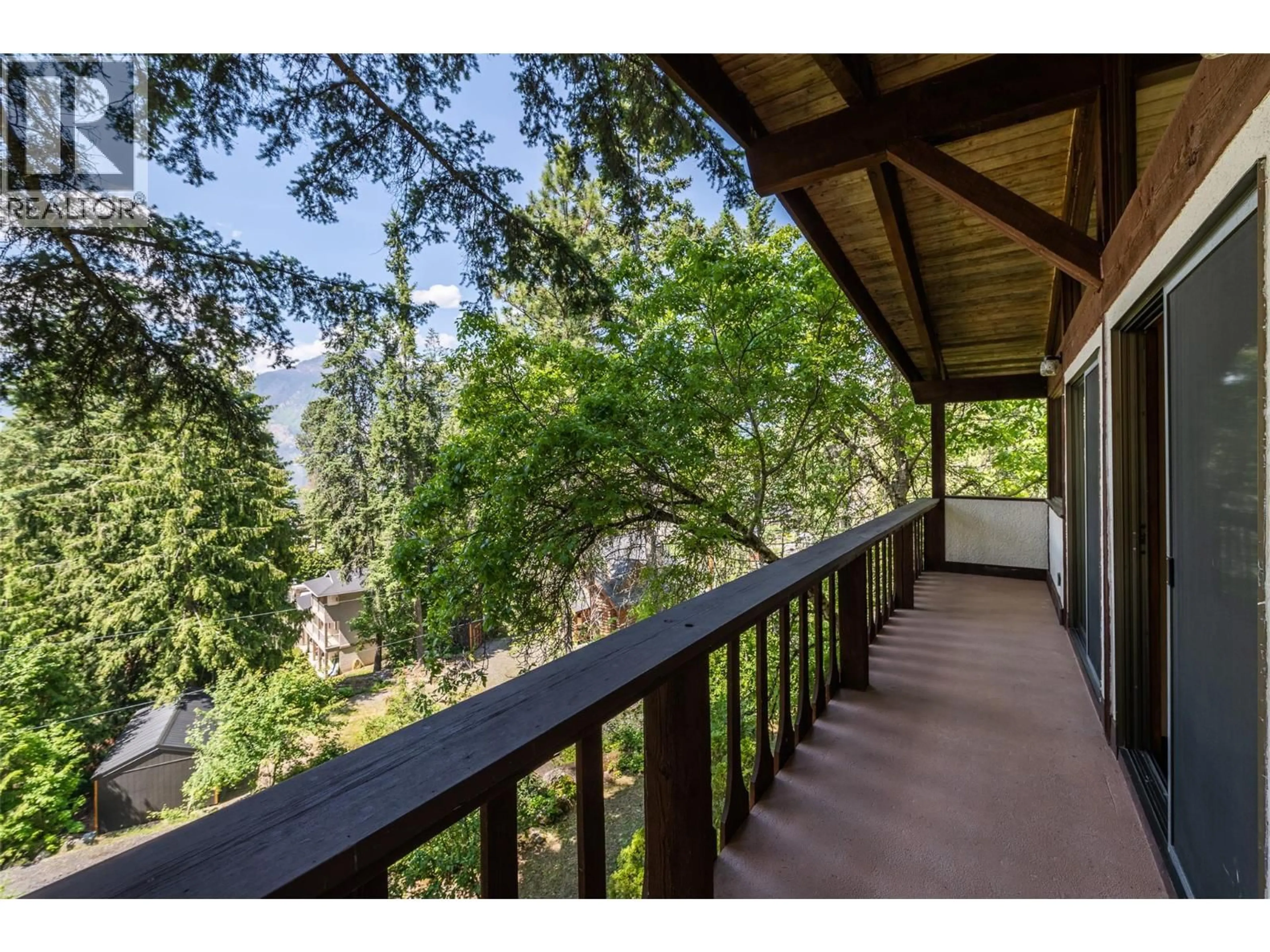 Patio, forest/trees view for 10208 TWIN BAYS ROAD, Creston British Columbia V0B1A1