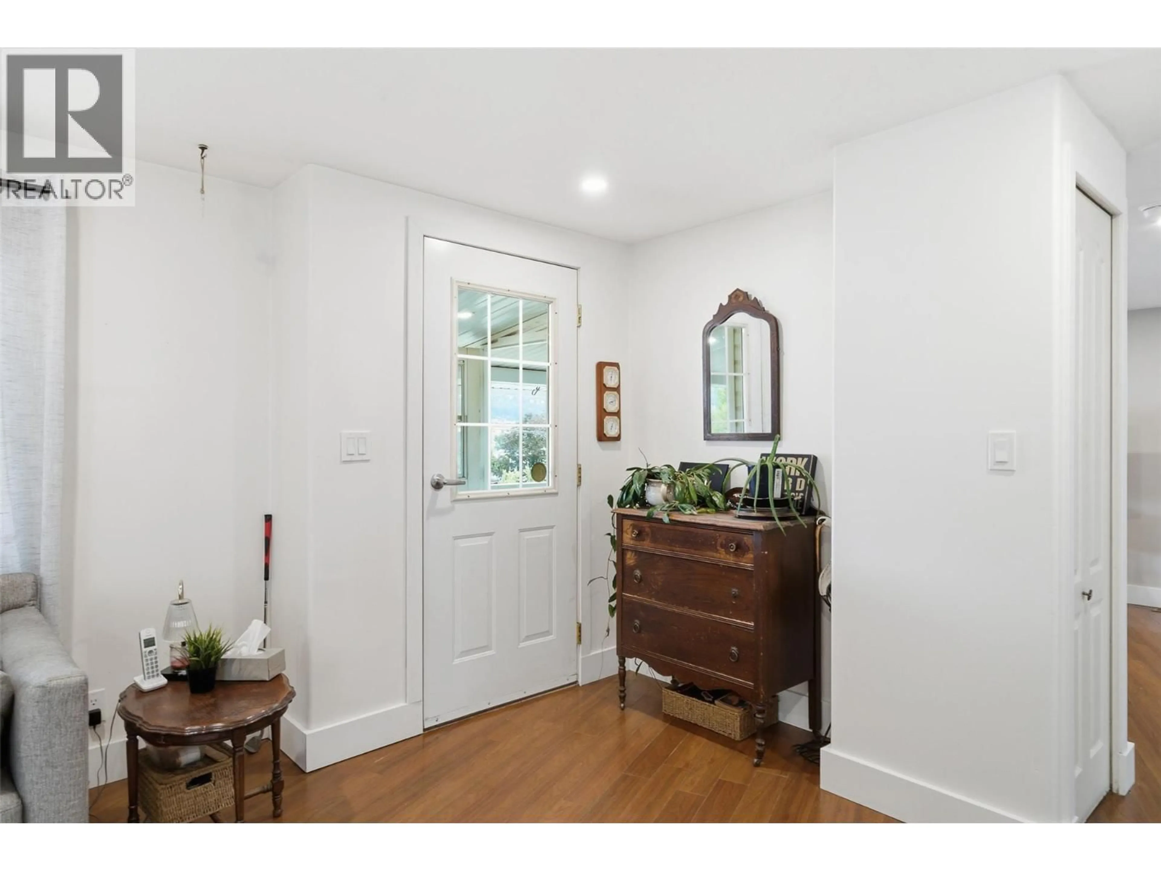 Indoor entryway for 4873 GERELLA ROAD, Kamloops British Columbia V0E2P0