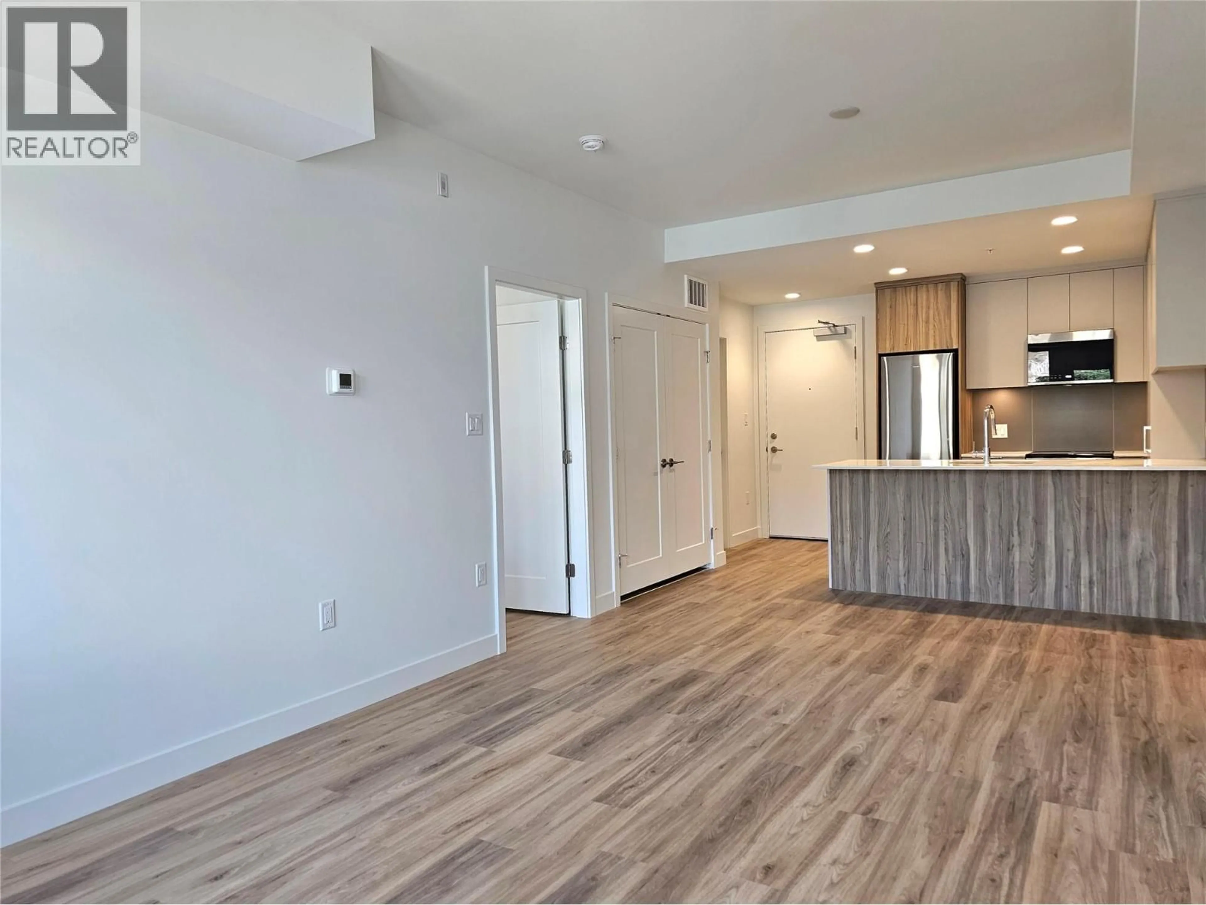 A pic of a room for 420 - 271 WYLIE STREET, Penticton British Columbia V2A0L3