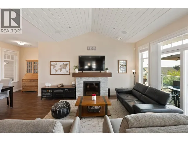 228 - 2450 RADIO TOWER ROAD, Oliver 5