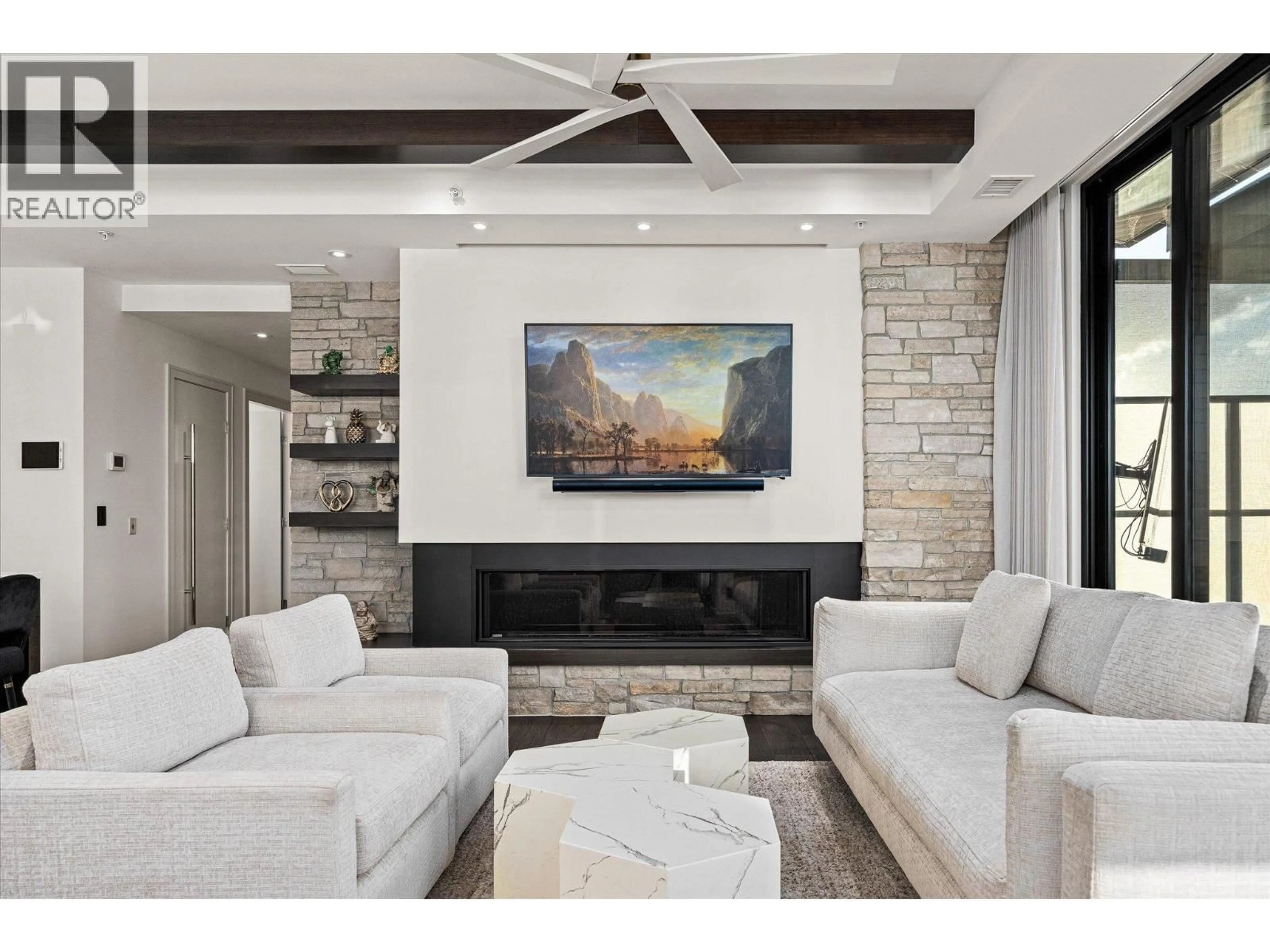 Home theater for 602 - 460 GROVES AVENUE, Kelowna British Columbia V1Y4Y5