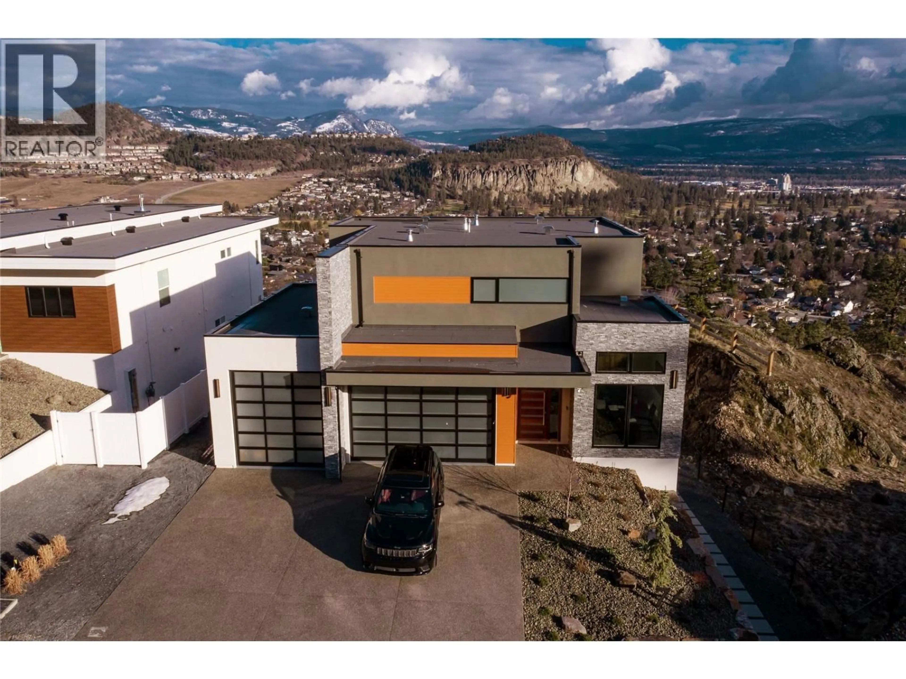Unknown for 761 HIGHPOINTE LANE, Kelowna British Columbia V1V2Y1
