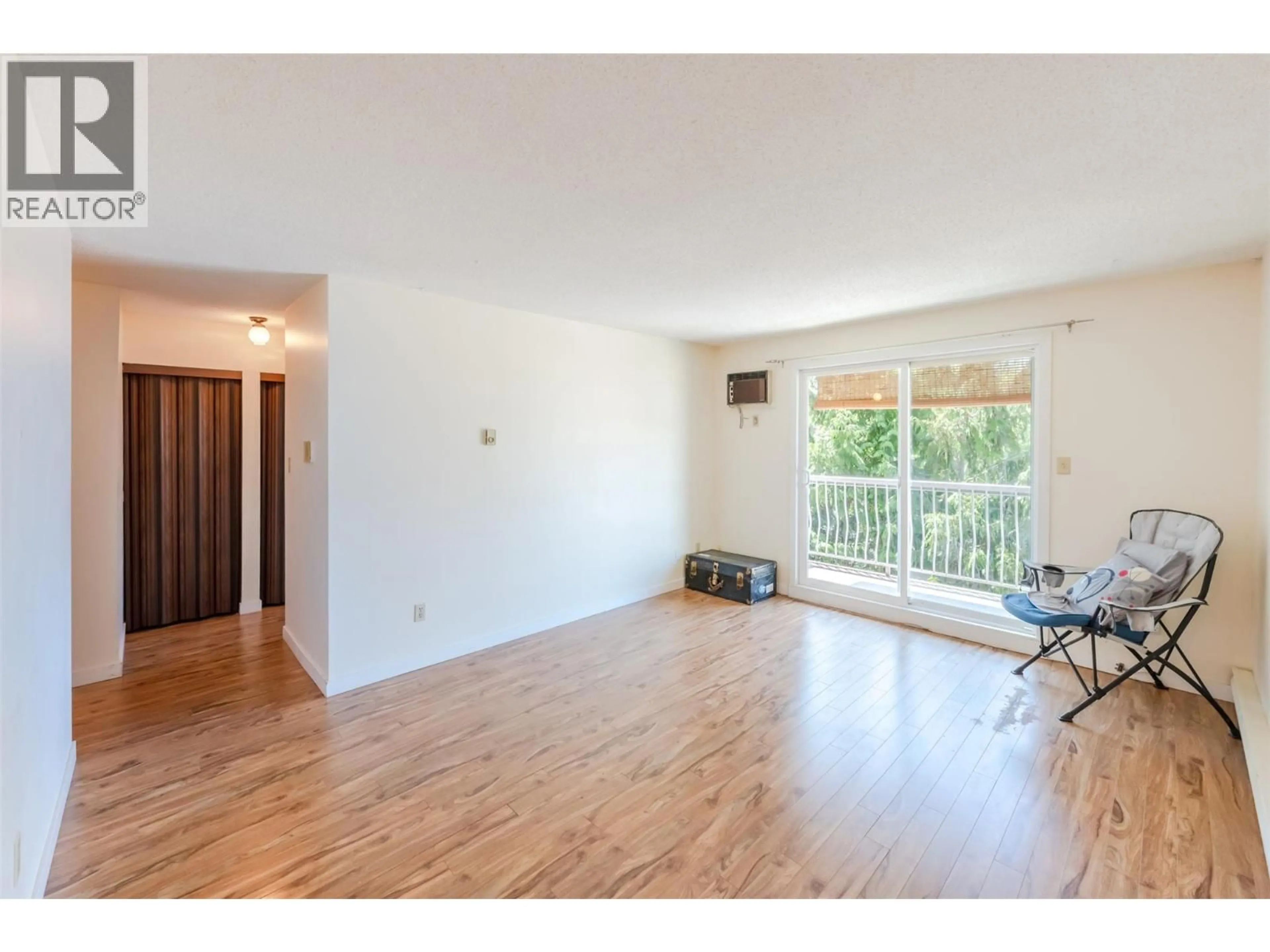A pic of a room for 306 - 803 FAIRVIEW ROAD, Penticton British Columbia V2A5Y7