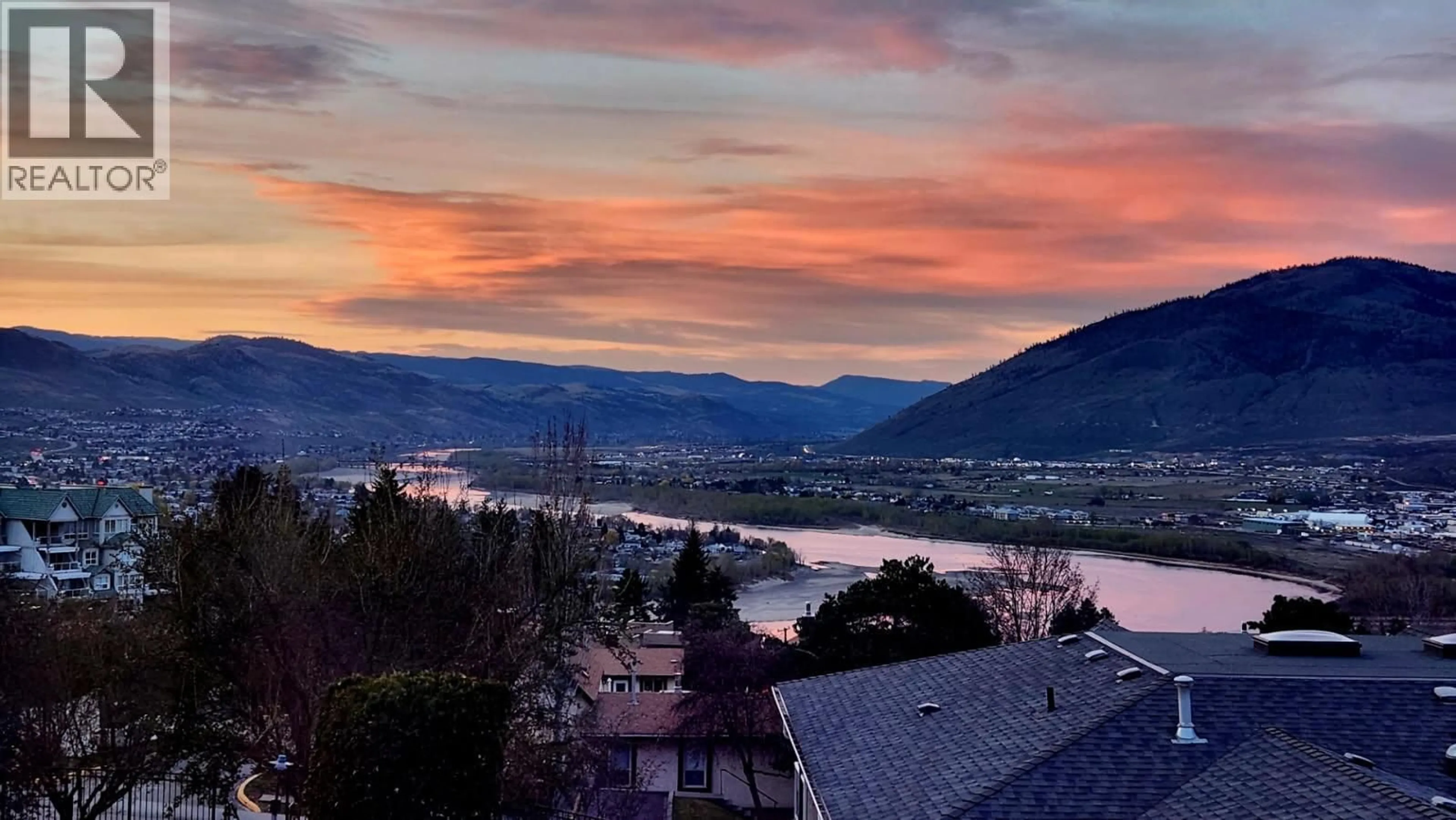 Blurry image for 37 - 255 PEMBERTON TERRACE, Kamloops British Columbia V2C6R2