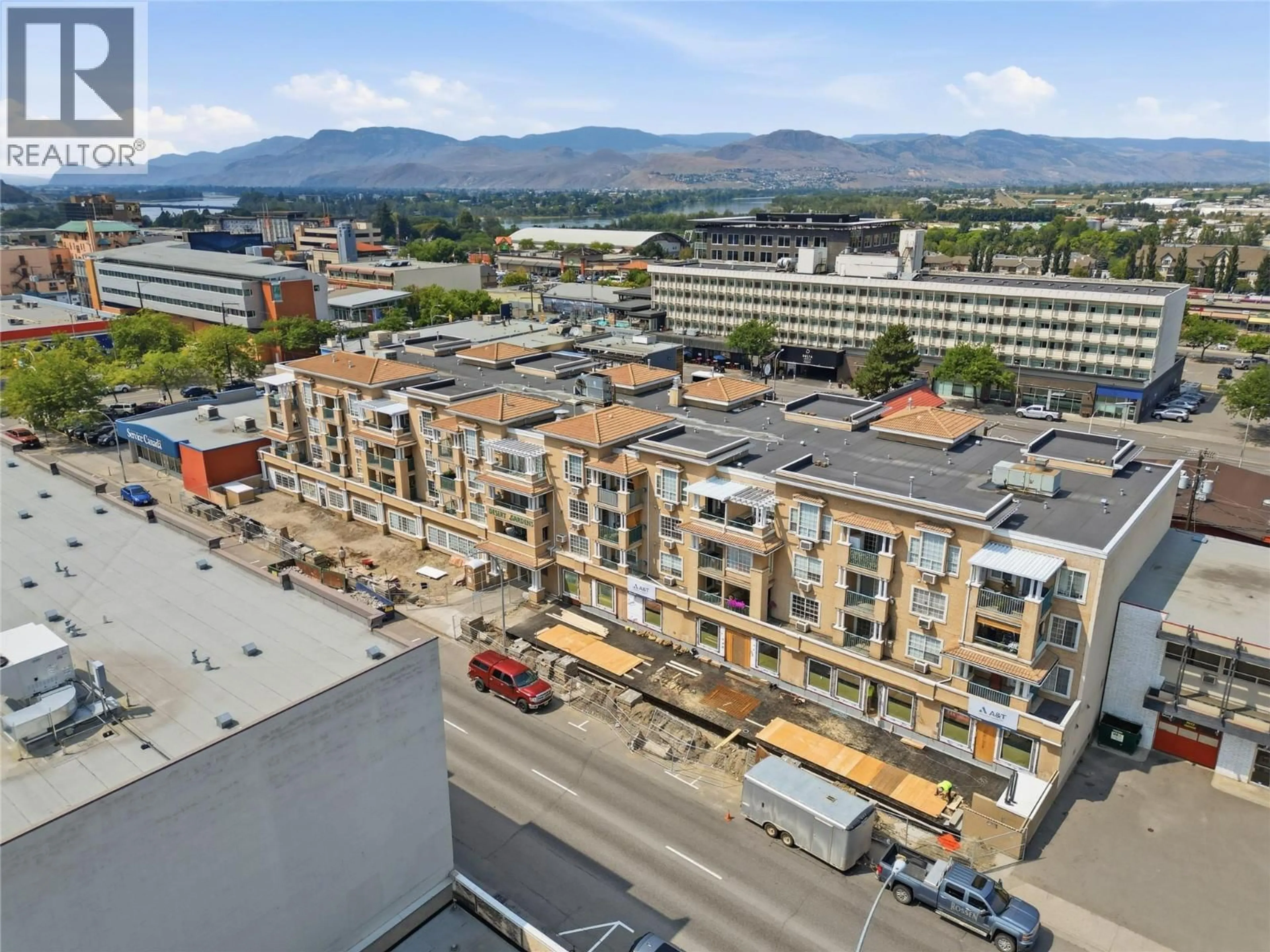 A pic from outside/outdoor area/front of a property/back of a property/a pic from drone, unknown for 314 - 554 SEYMOUR STREET, Kamloops British Columbia V2C2G9