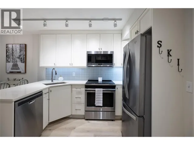 253 - 155 SILVER LODE LANE, Silver Star 2
