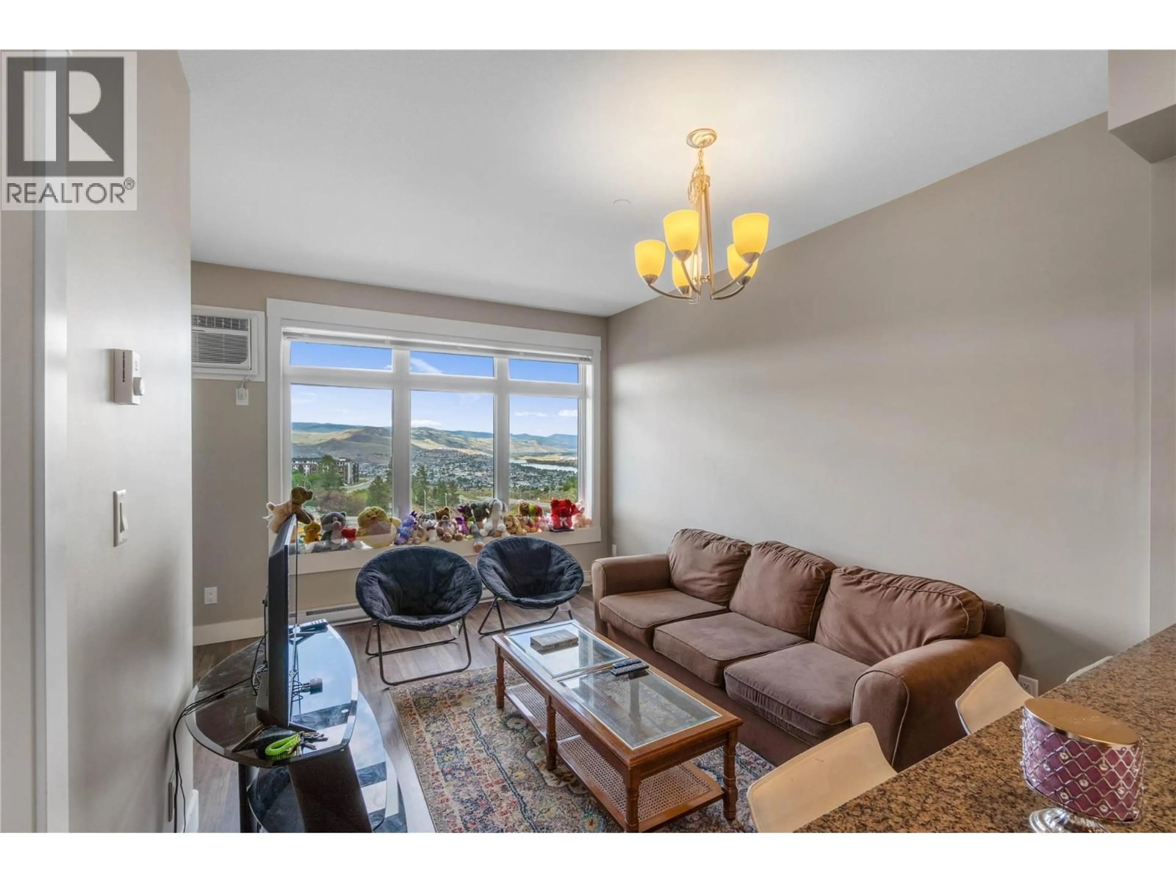 Living room with furniture, unknown for 404 - 765 MCGILL ROAD, Kamloops British Columbia V2C0B7