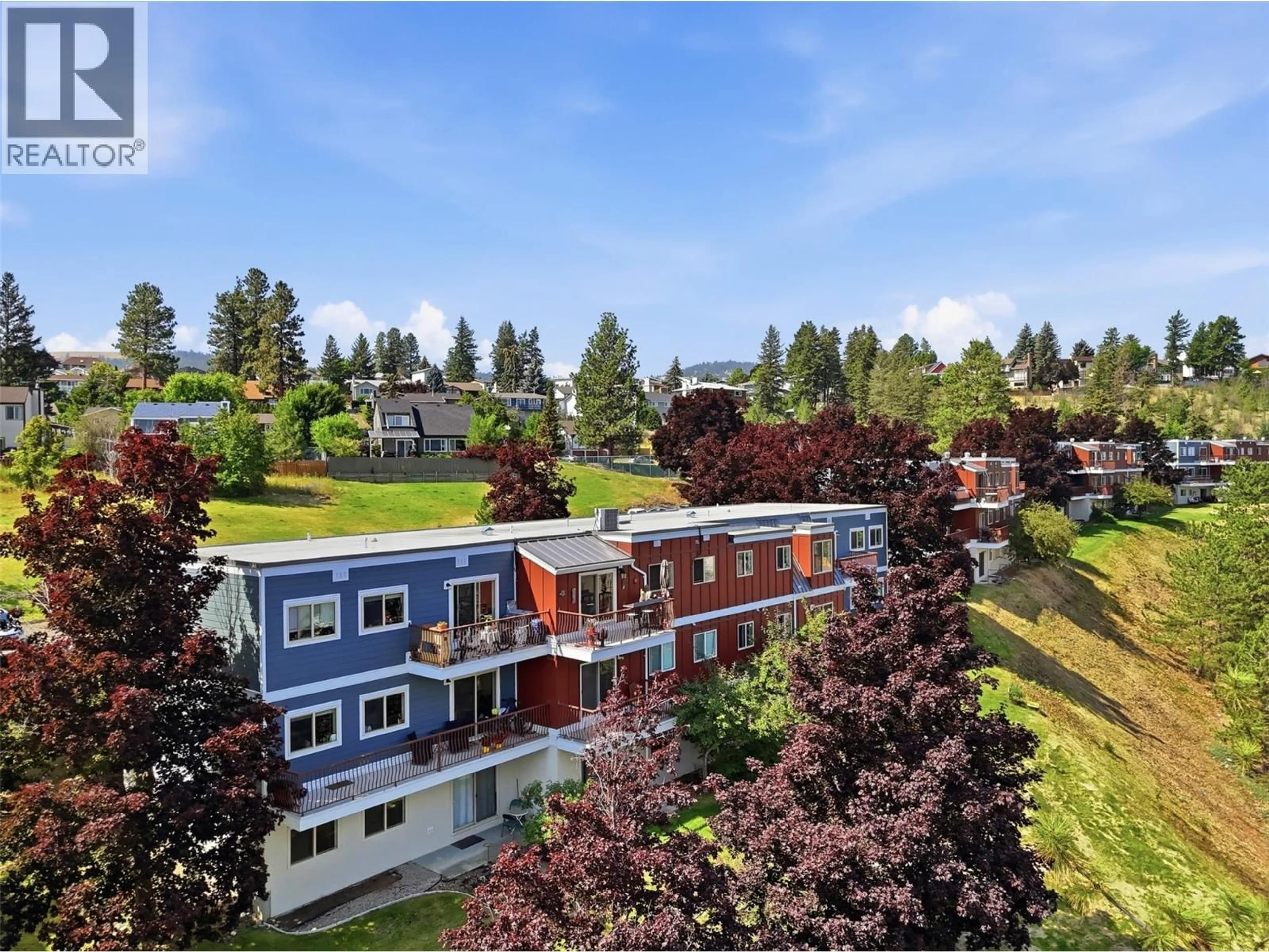 A pic from outside/outdoor area/front of a property/back of a property/a pic from drone, mountain view for 35 - 1810 SUMMIT DRIVE, Kamloops British Columbia V2E2C7