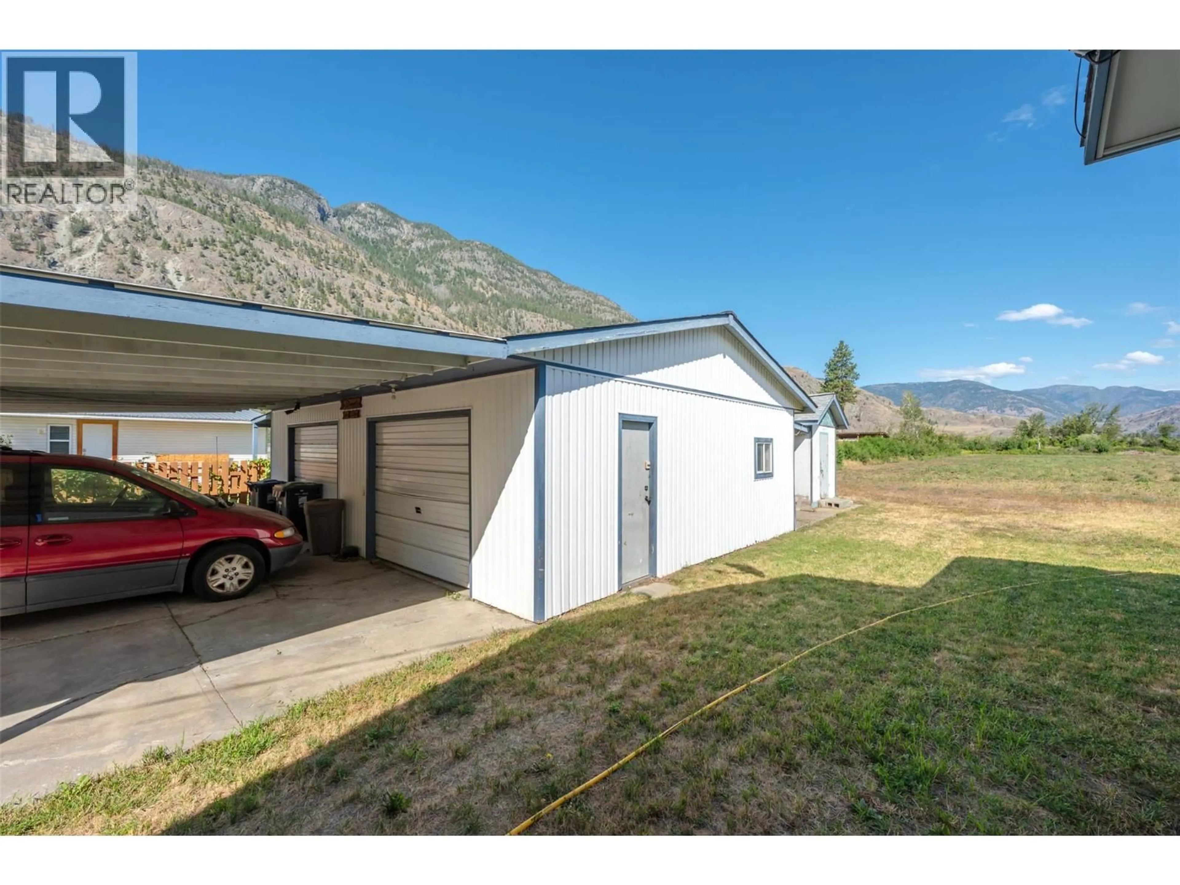 Indoor garage for 249 COULTHARD ROAD, Cawston British Columbia V0X1C1