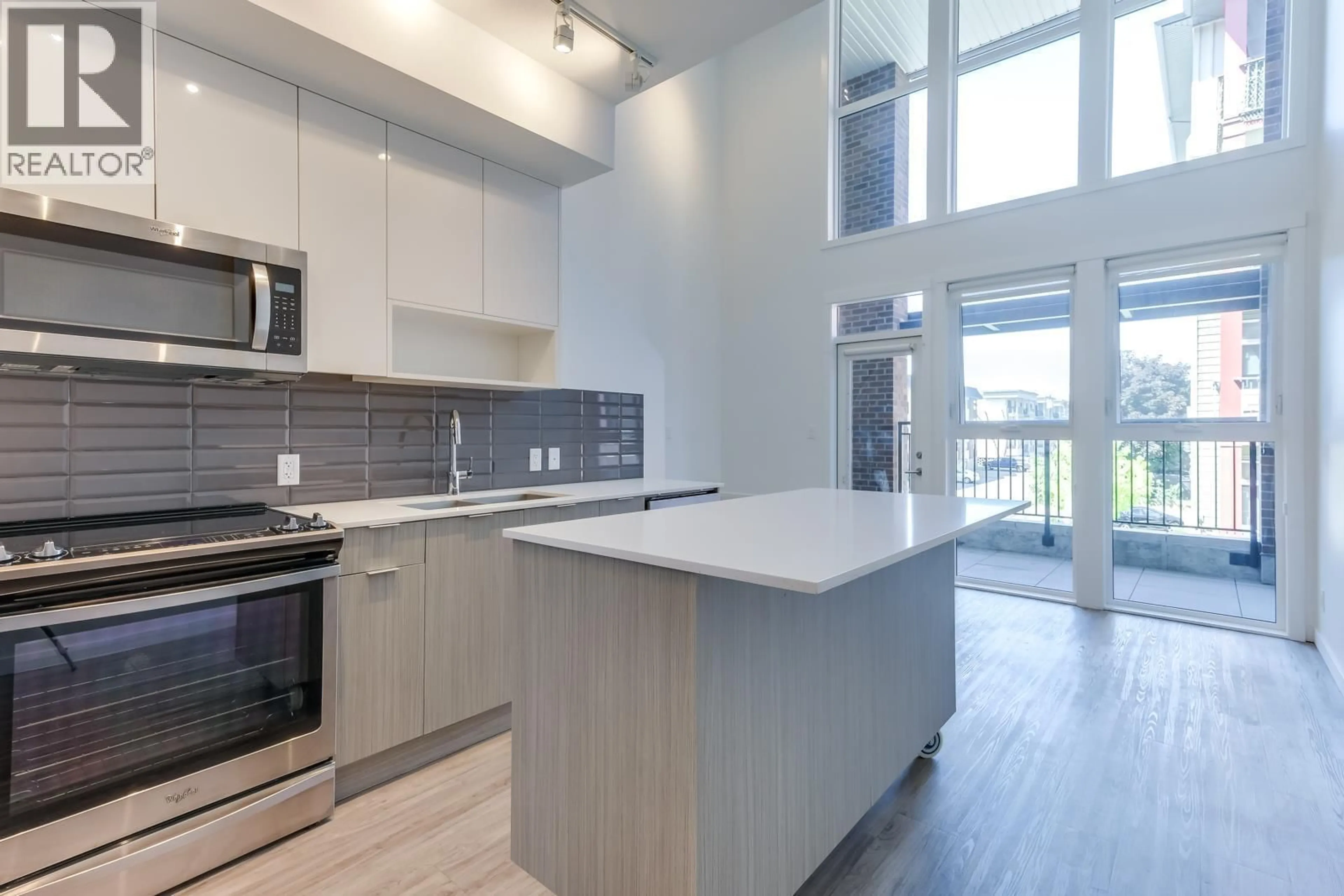 Open concept kitchen, unknown for 102 - 1775 CHAPMAN PLACE, Kelowna British Columbia V1Y0G3