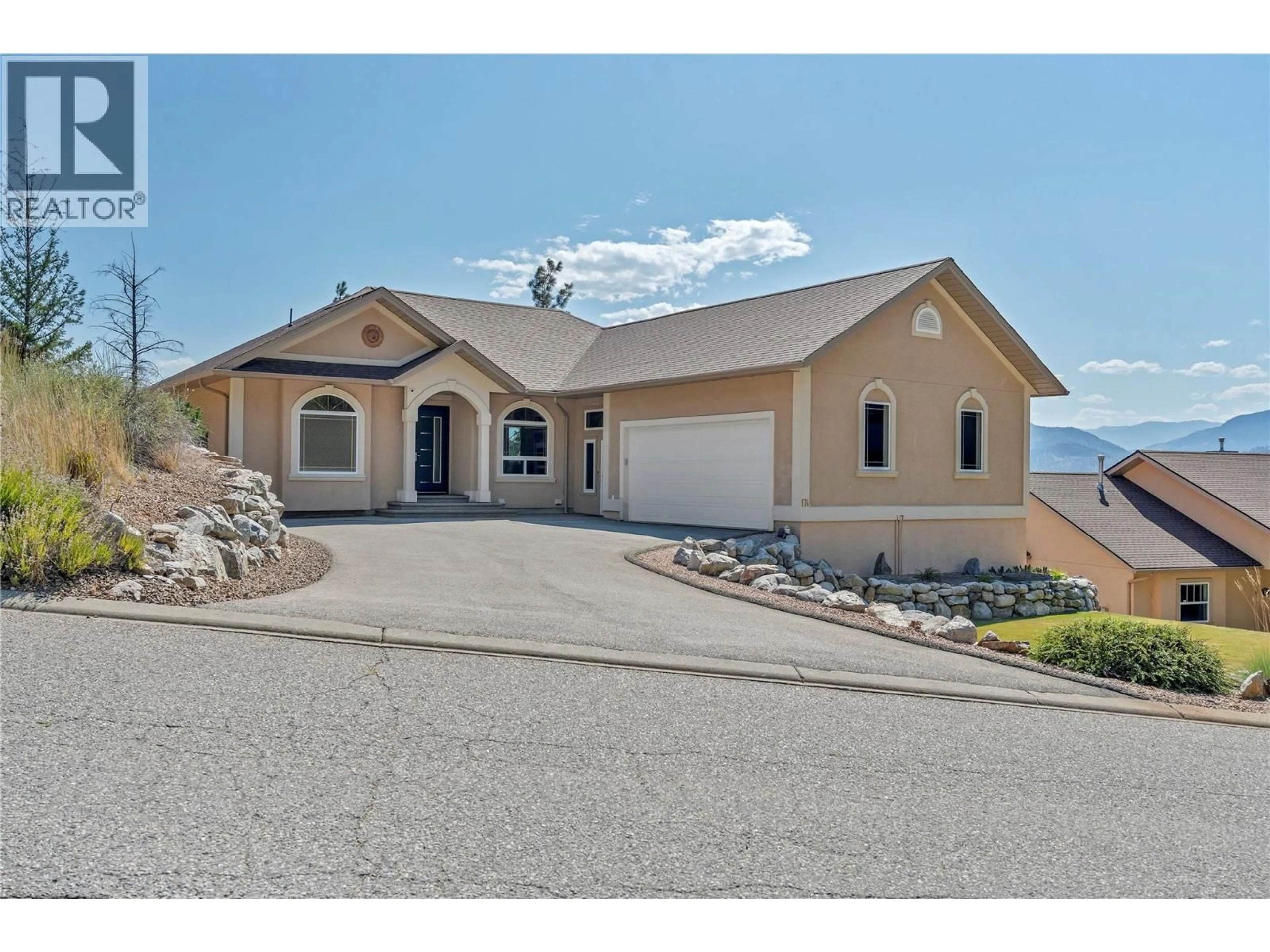 Home with vinyl exterior material, unknown for 174 CHRISTIE MOUNTAIN LANE, Okanagan Falls British Columbia V0H1R0