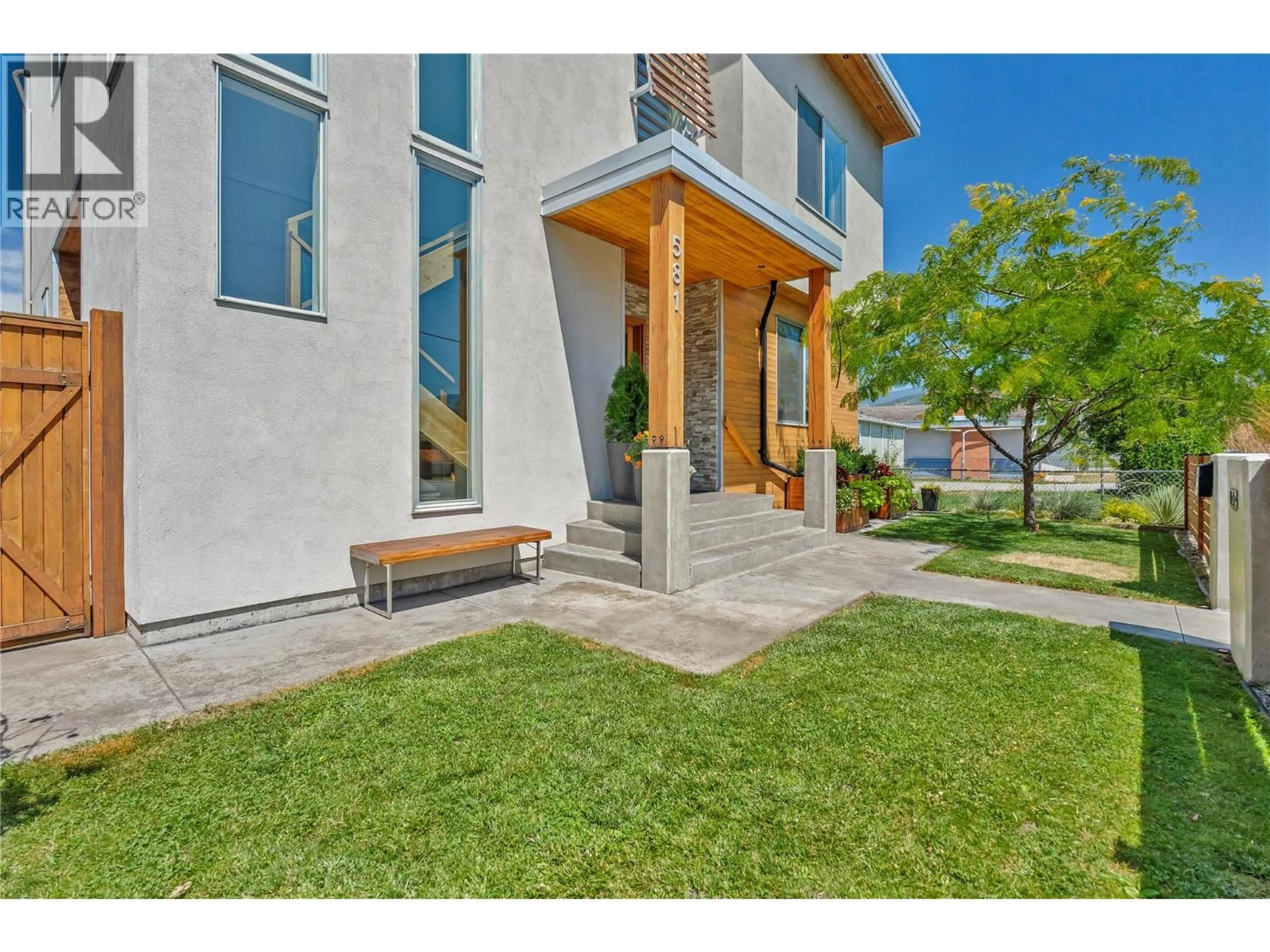 Unknown for 581 CHURCHILL AVENUE, Penticton British Columbia V2A1E2