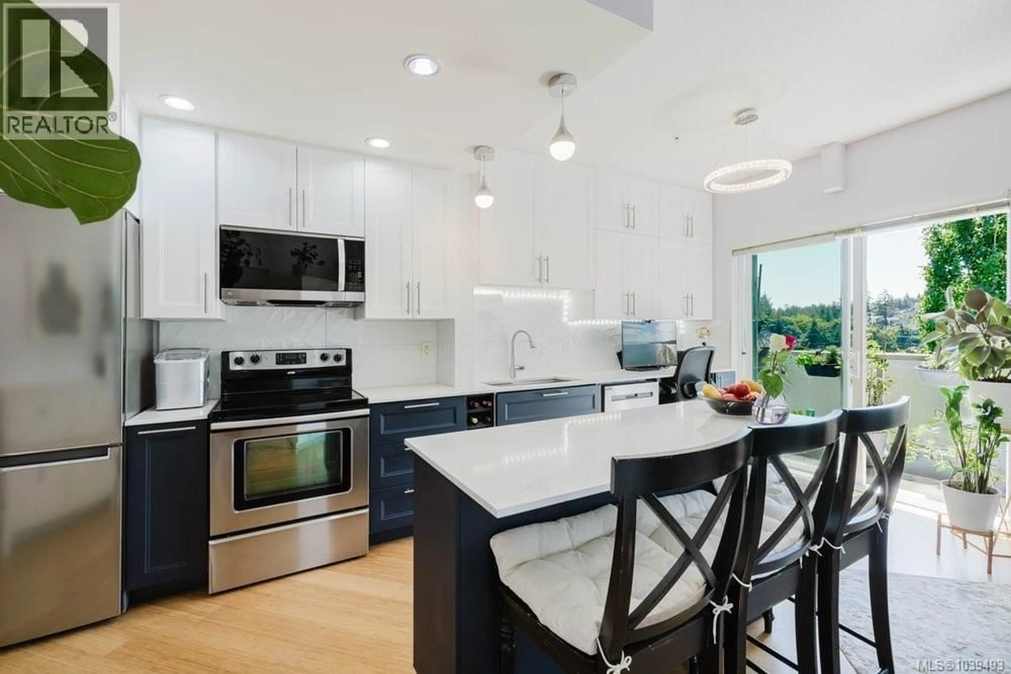 Open concept kitchen, ceramic/tile floor for 311 - 611 BROOKSIDE ROAD, Colwood British Columbia V9C0C3
