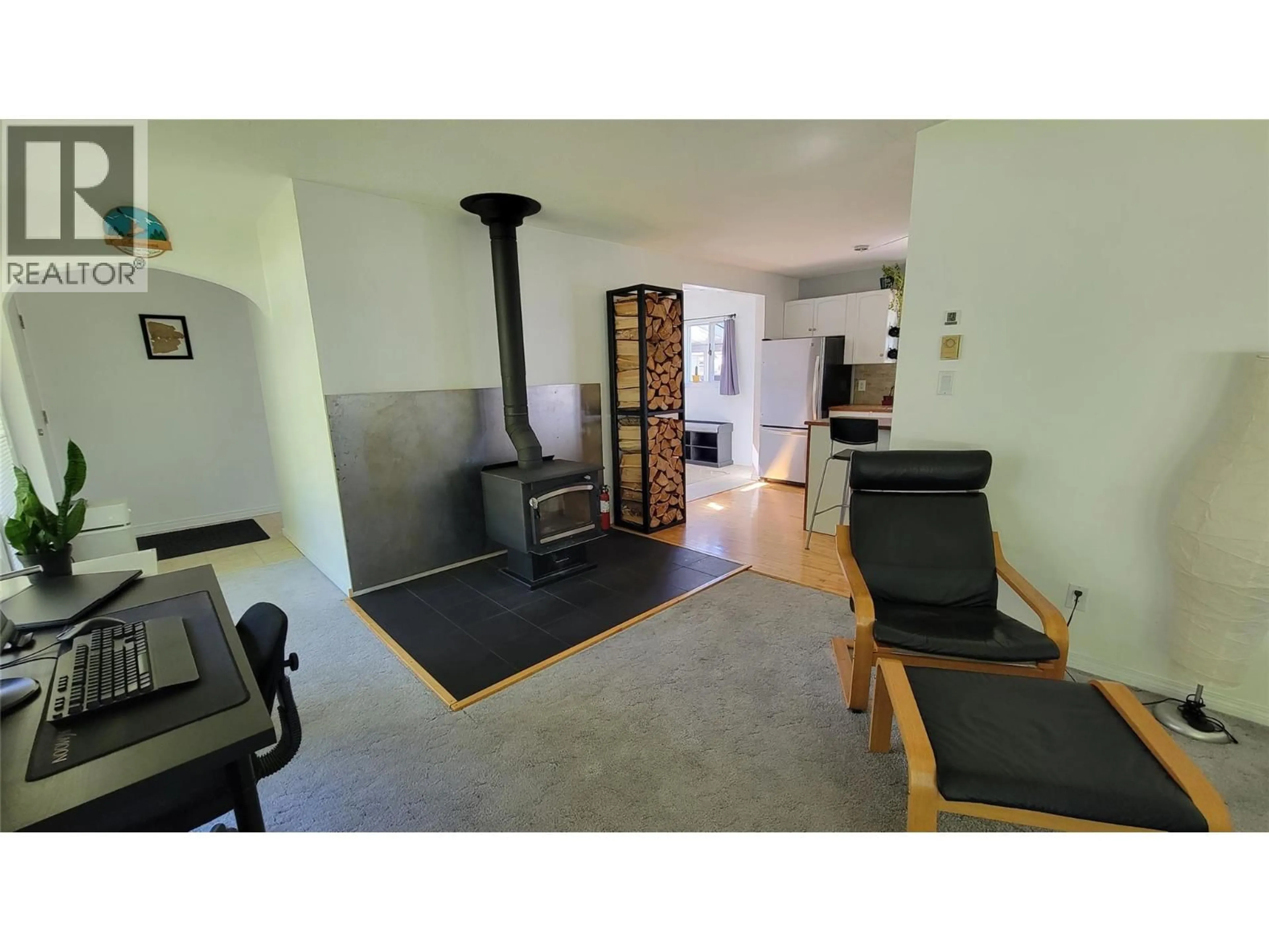 Unknown for 422 DOGWOOD AVENUE, Sicamous British Columbia V0E2V1