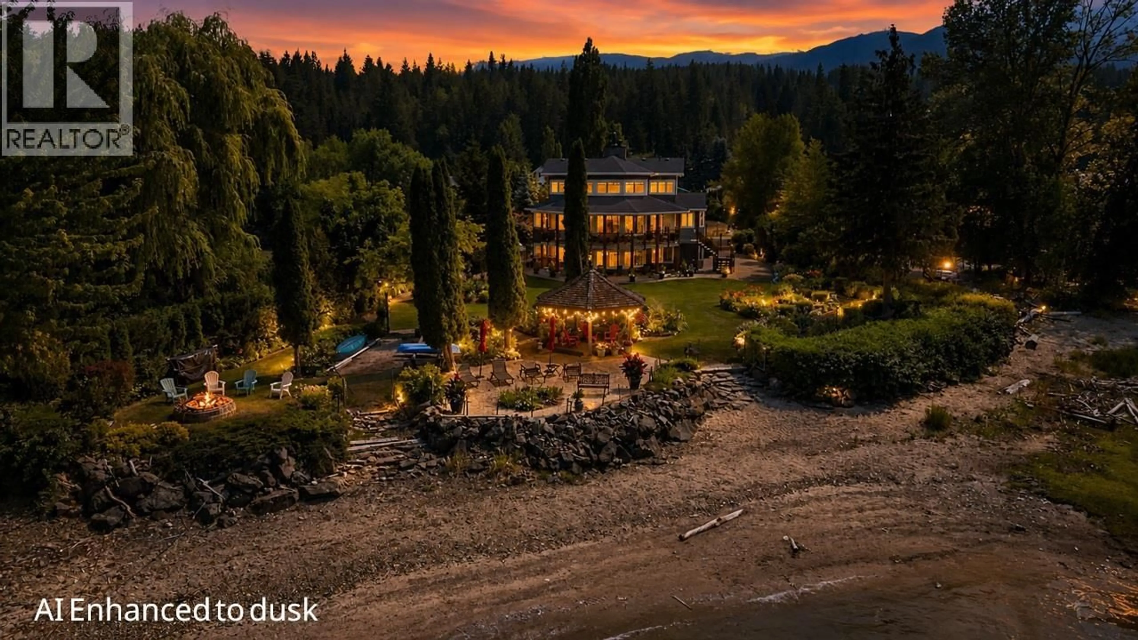 A pic from outside/outdoor area/front of a property/back of a property/a pic from drone, water/lake/river/ocean view for 2868 GRANT ROAD, Sorrento British Columbia V0E2W0