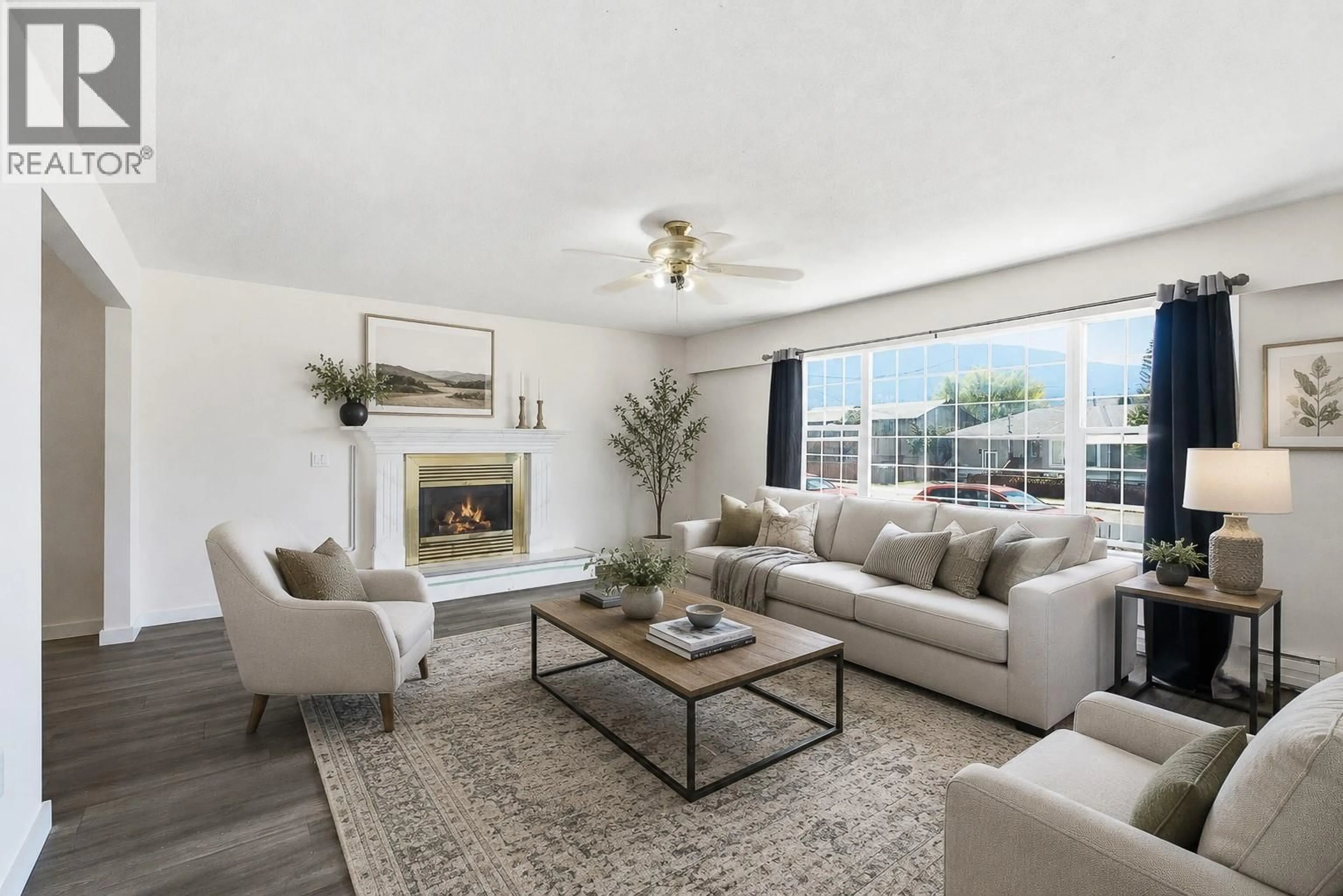 Living room with furniture, unknown for 2337 COUTLEE AVENUE, Merritt British Columbia V1K1B8