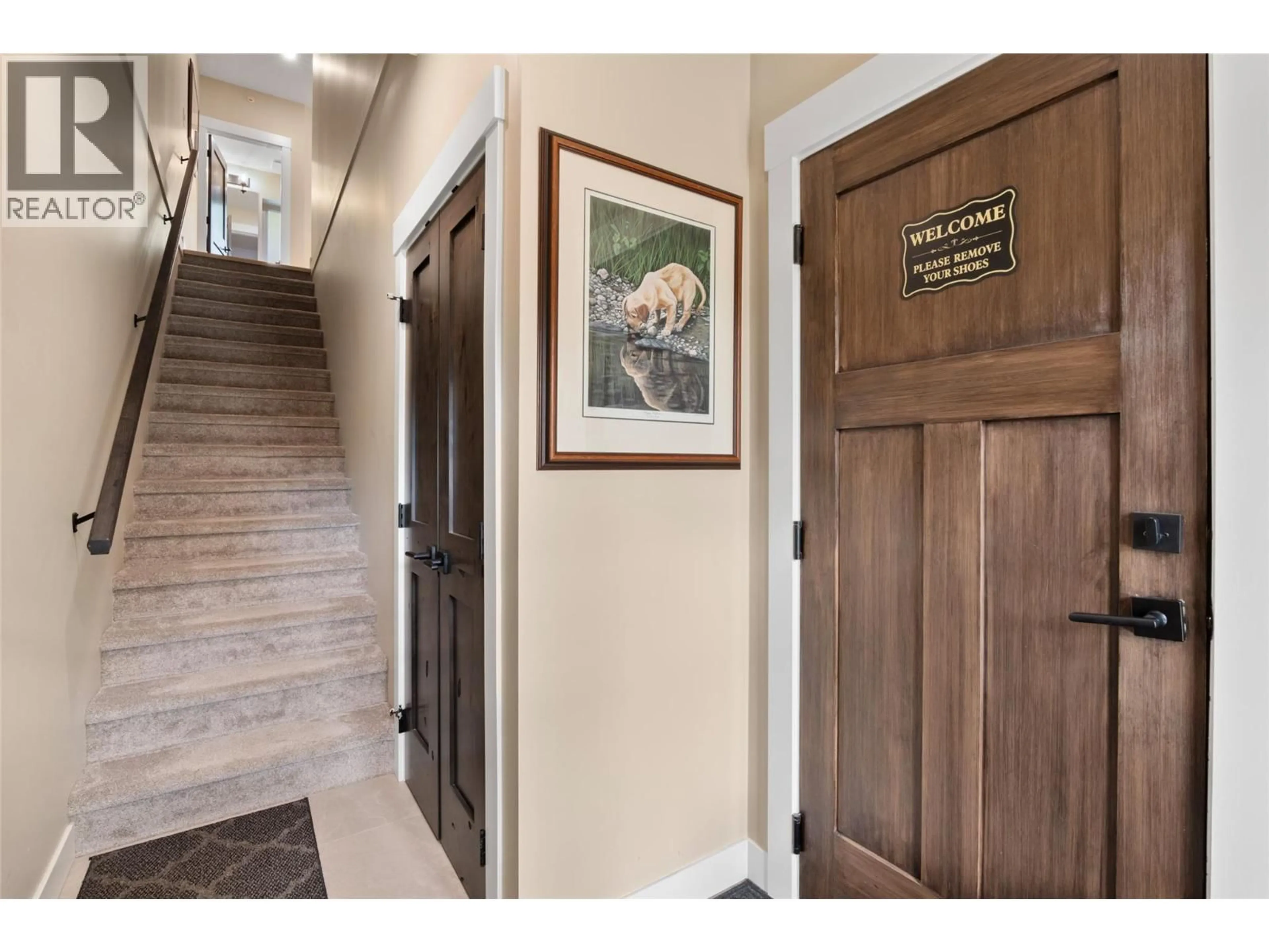 Indoor entryway for 2 - 5050 VALLEY DRIVE, Sun Peaks British Columbia V0E5N0