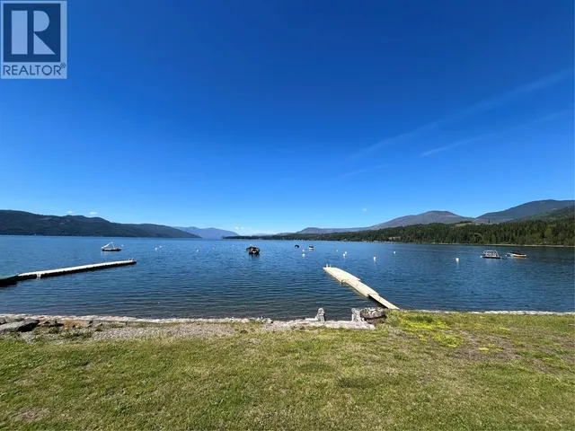 2 - 6868 SQUILAX ANGLEMONT ROAD, Magna Bay 2